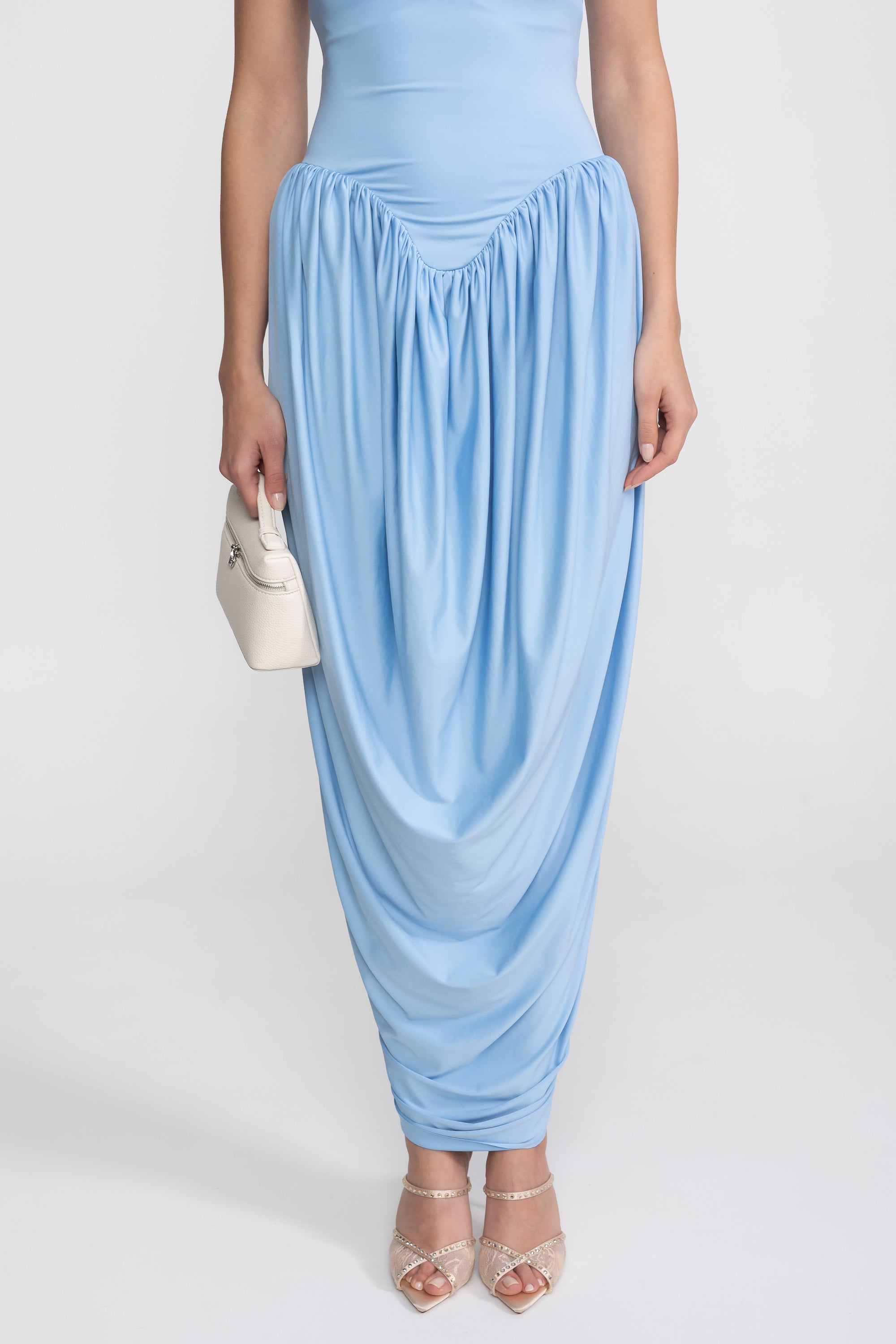 Robe longue à col halter avec jupe ballon froncée - Light Blue