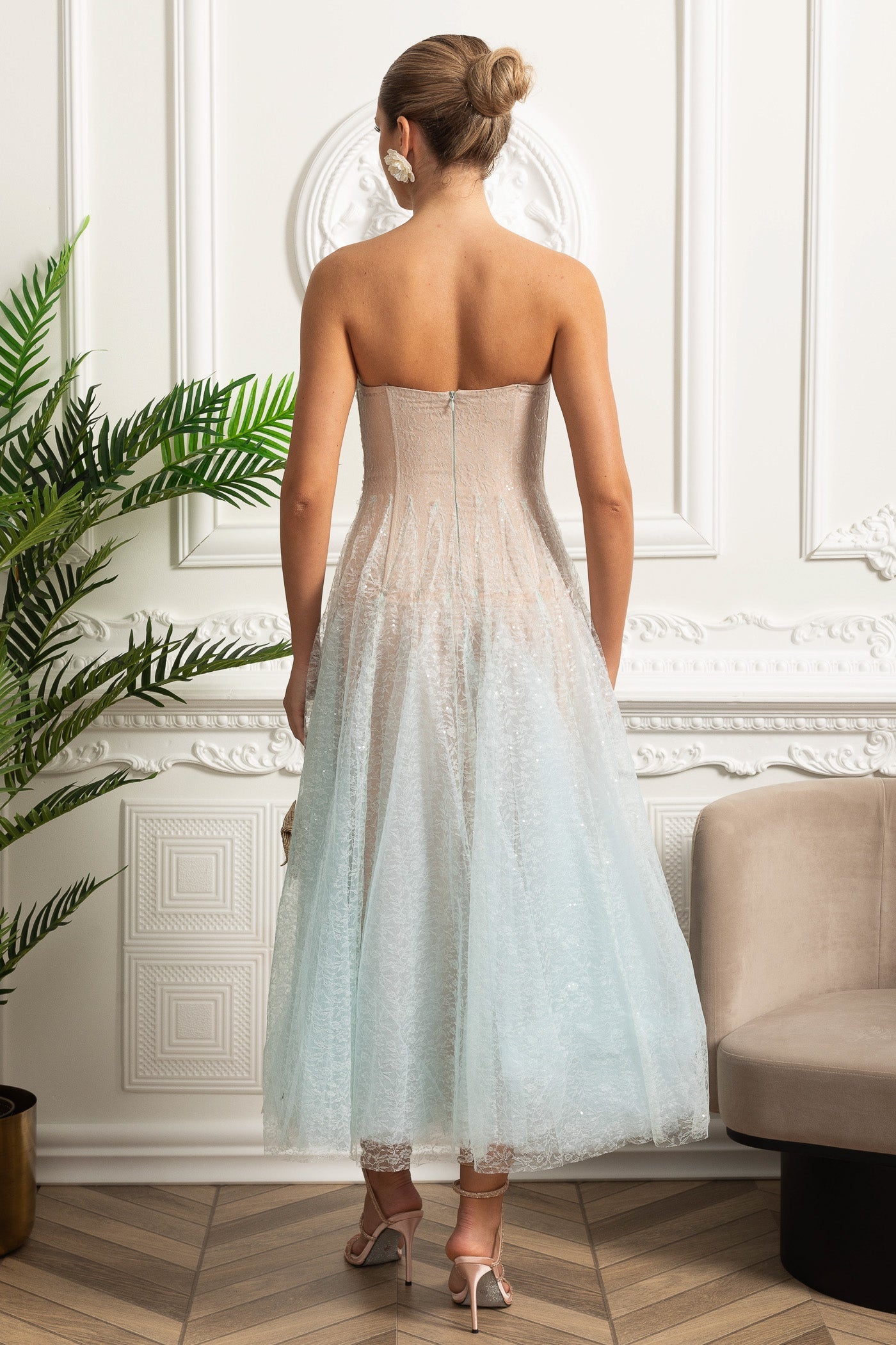 Robe midi bustier ligne A avec superposition texturée scintillante - Dégradé turquoise