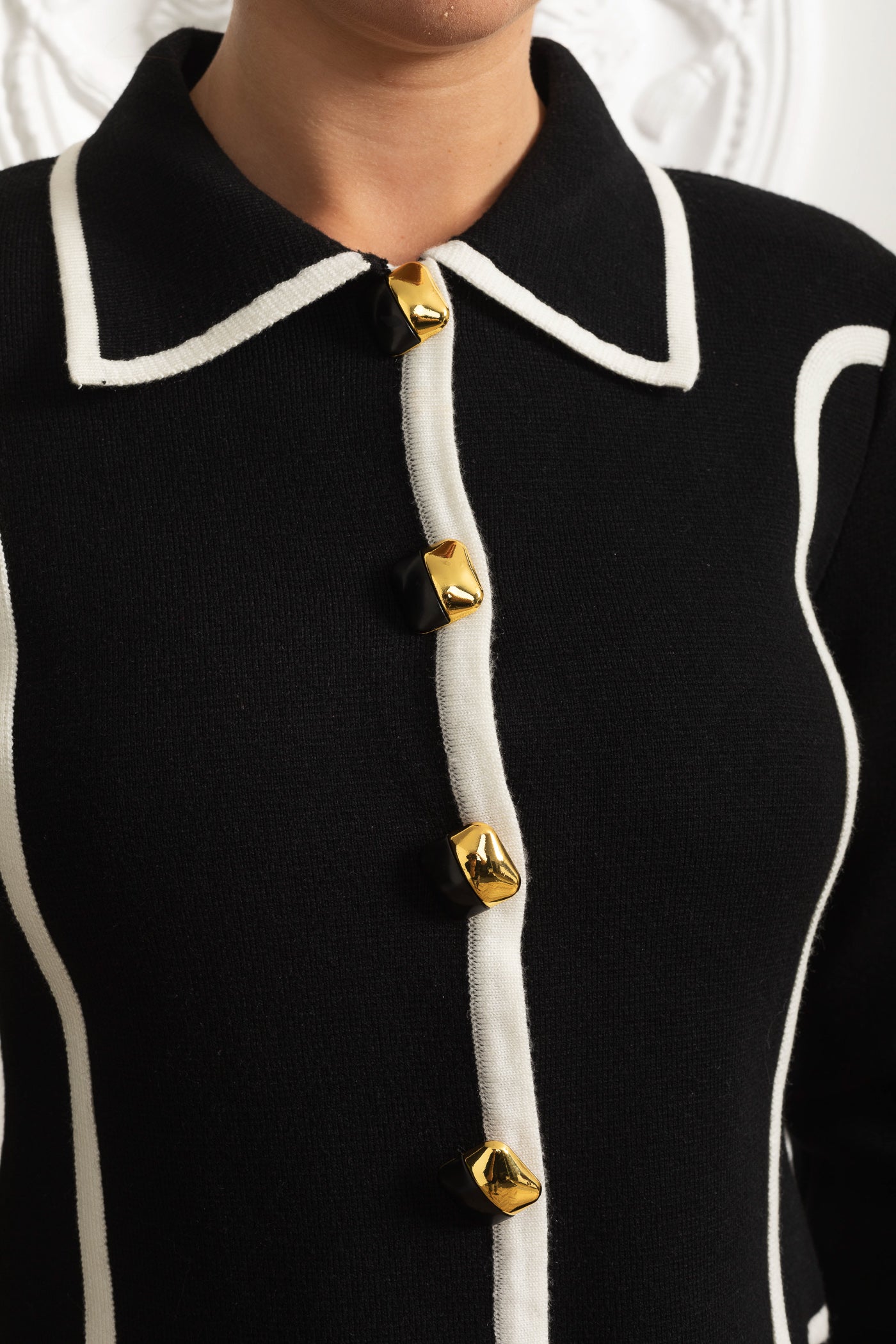 Ensemble Sur-Mesure avec Bordure Contrastante - Noir