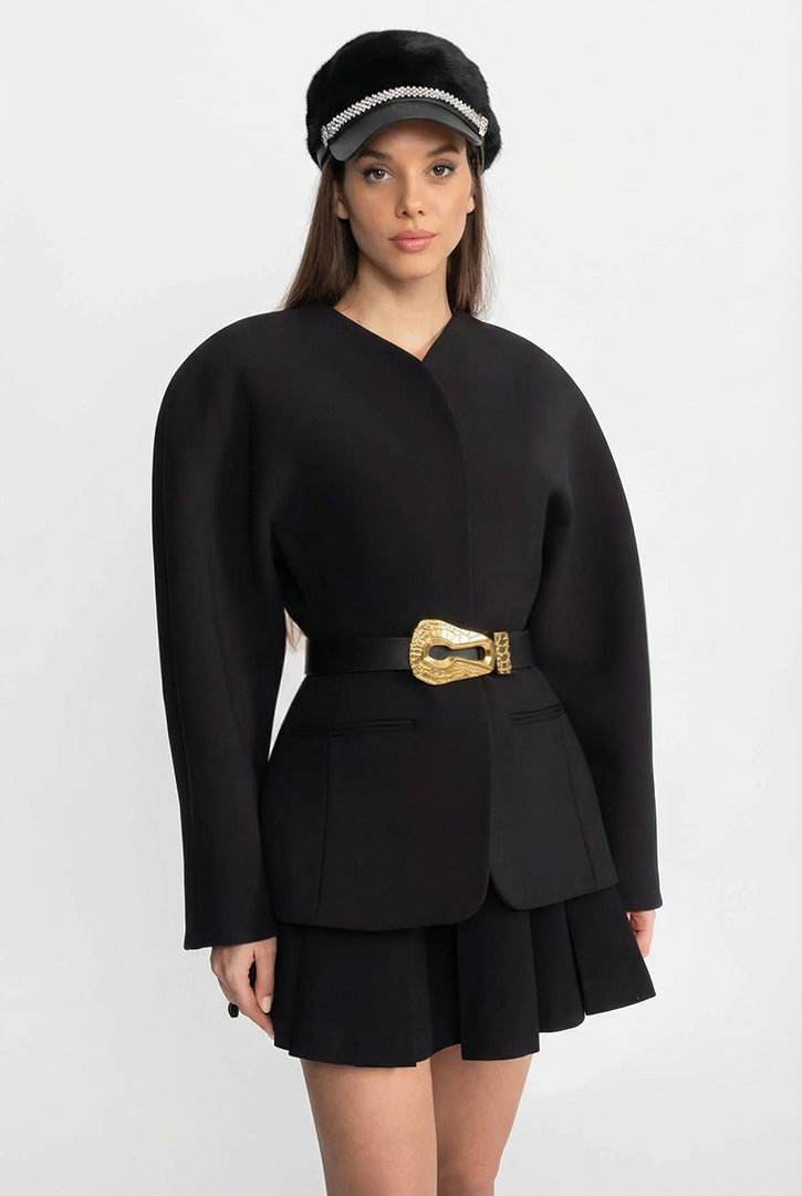 Ceinture avec boucle sculpturale martelée en forme de serrure – Noir