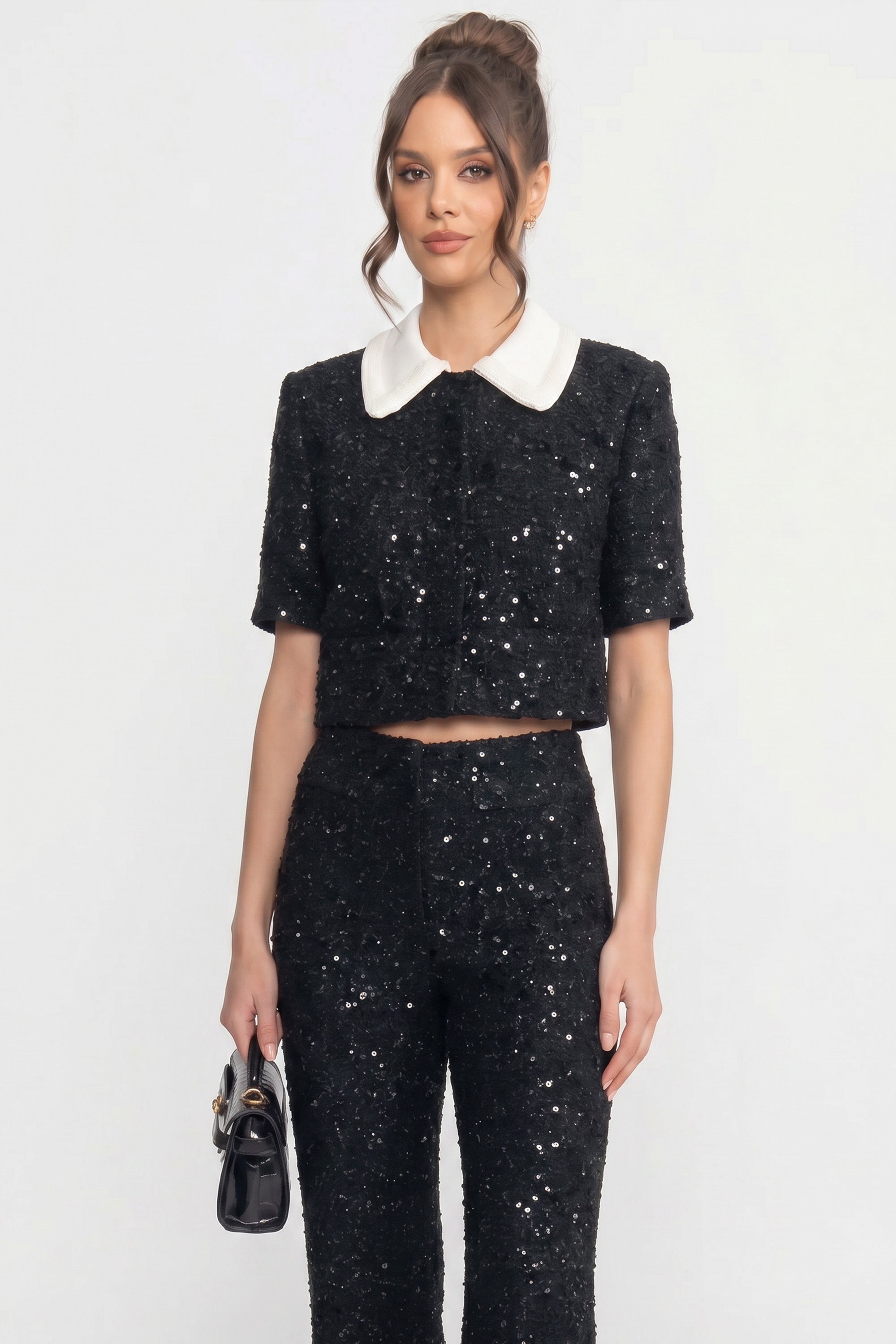 Veste courte en tweed à manches courtes avec col contrasté et détail de sequins - Noir