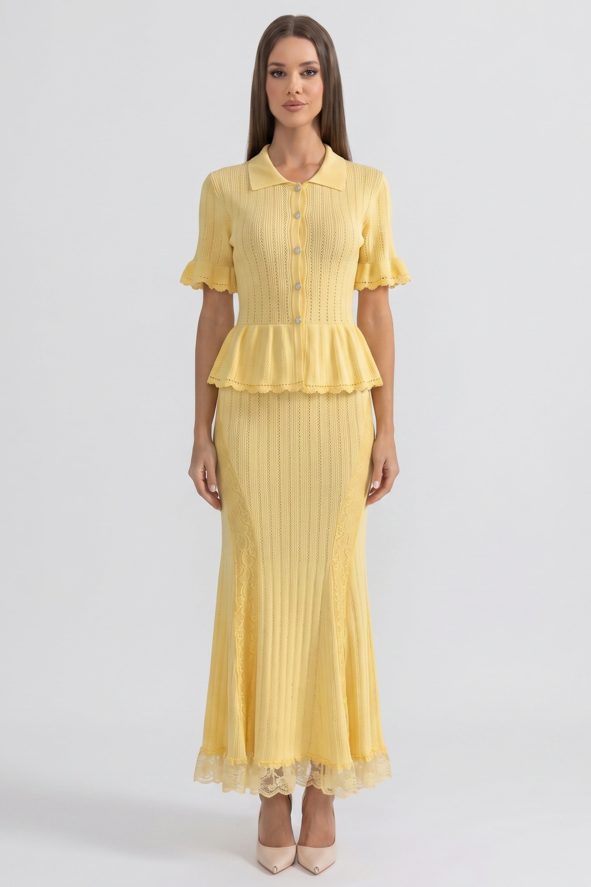 Robe maxi péplum en maille avec col Peter Pan et ourlet en dentelle - Jaune