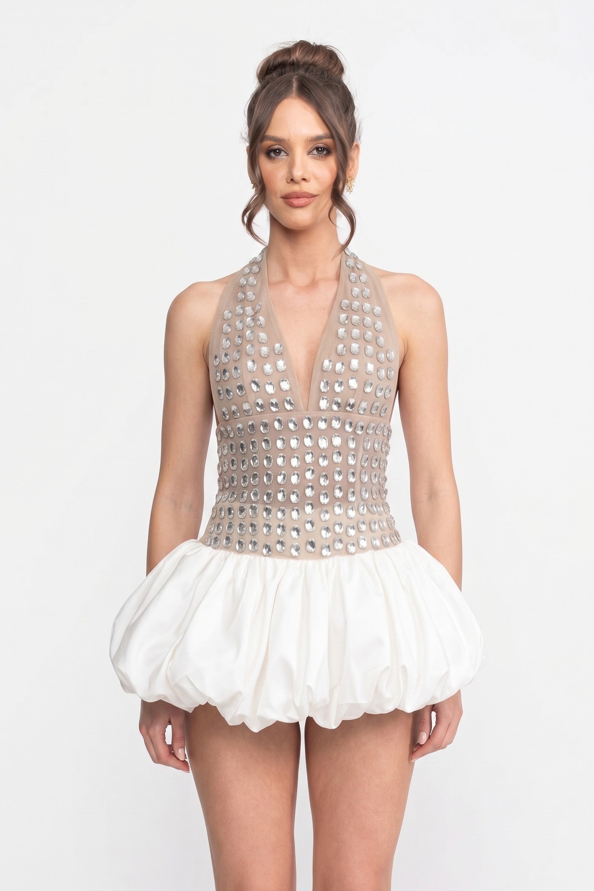 Robe courte dos nu ornée de cristaux avec jupe boule - Blanc