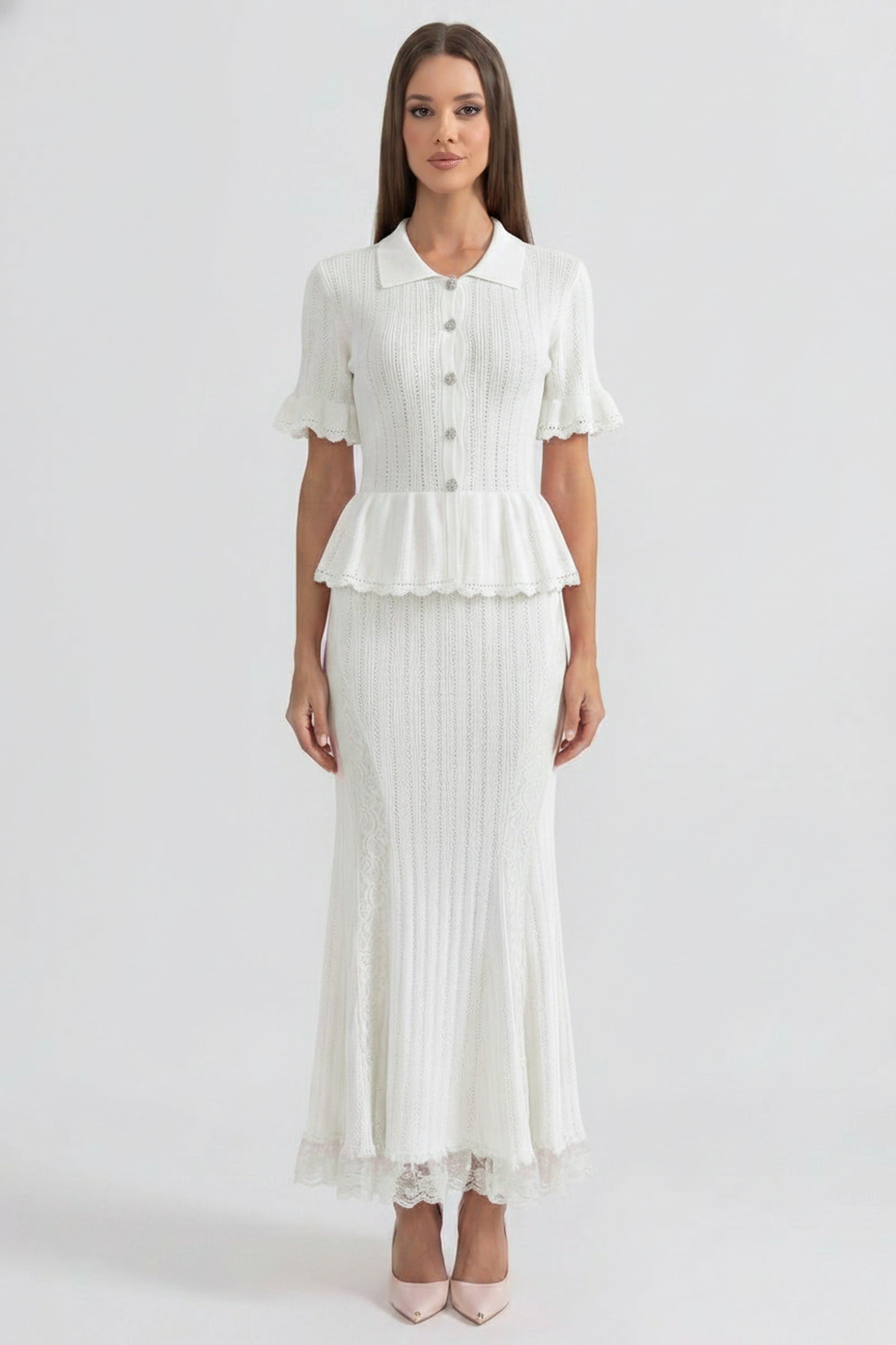 Robe longue peplum en maille à col Claudine avec ourlet en dentelle - Blanc