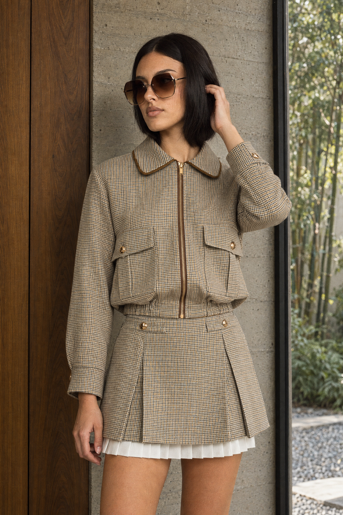 Ensemble bomber pied-de-poule et mini-jupe plissée - Beige