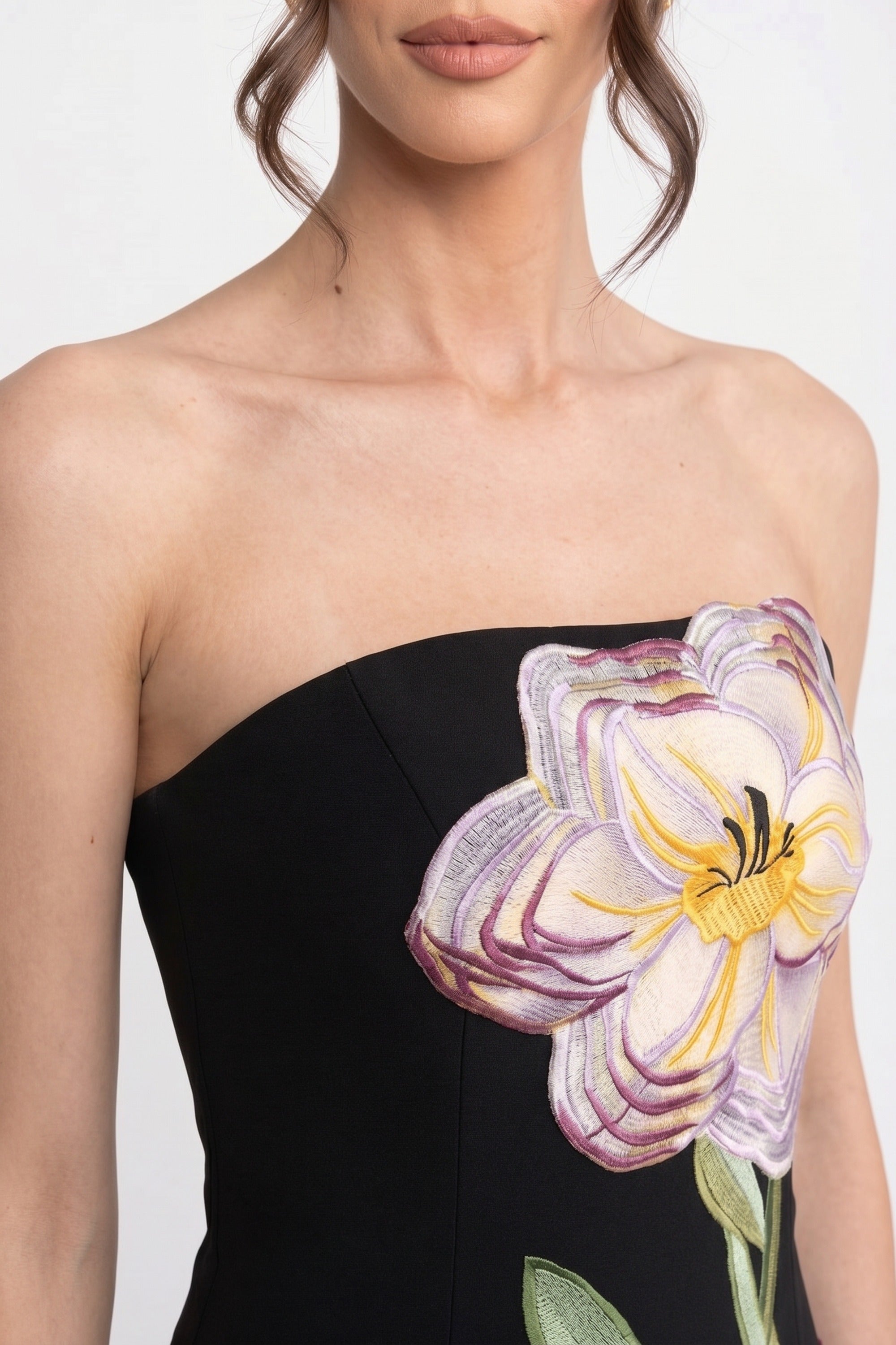 Robe maxi sans bretelles à imprimé floral avec silhouette colonne - Noir