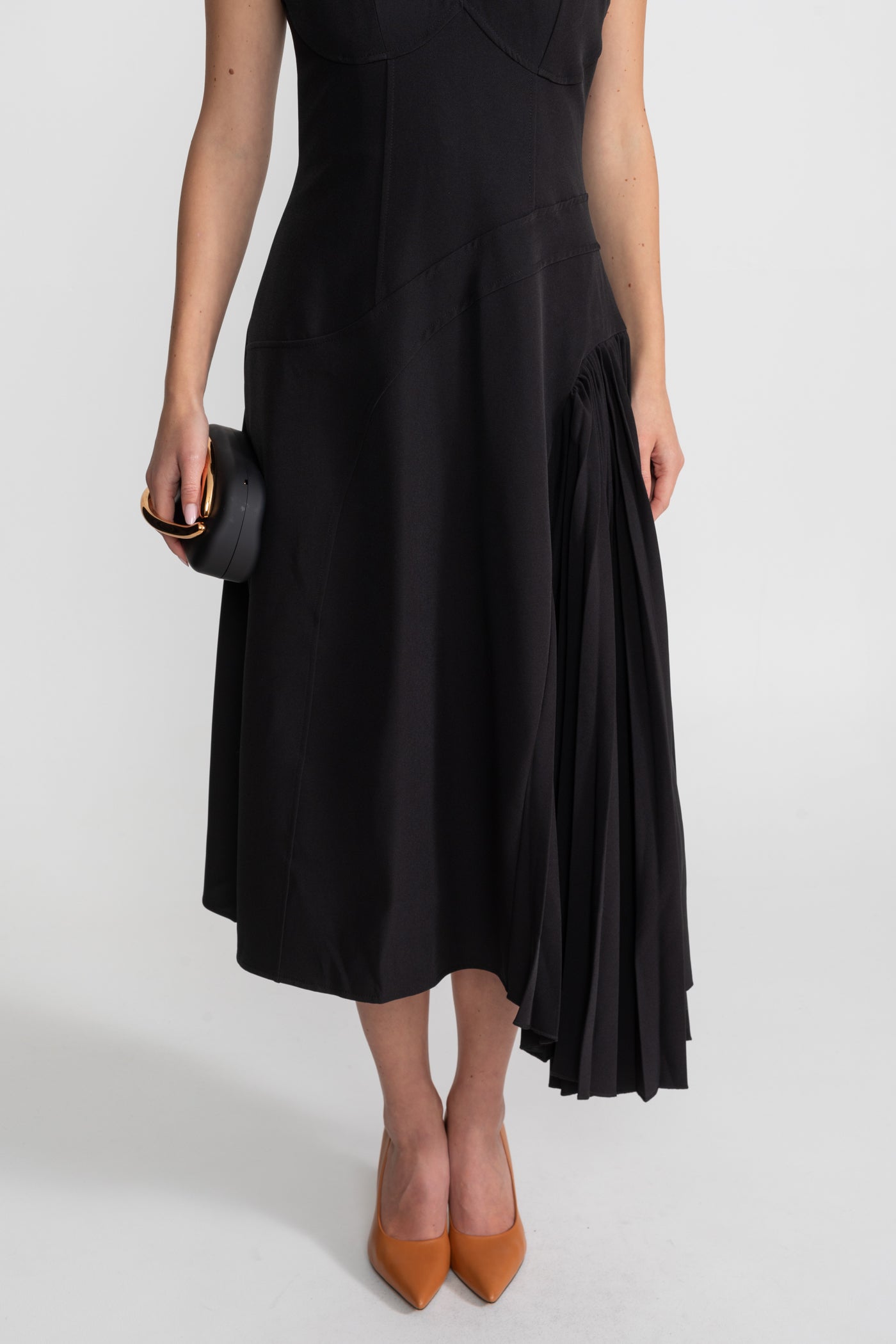 Pleated Halter Midi Dress With Keyhole Detail - Black