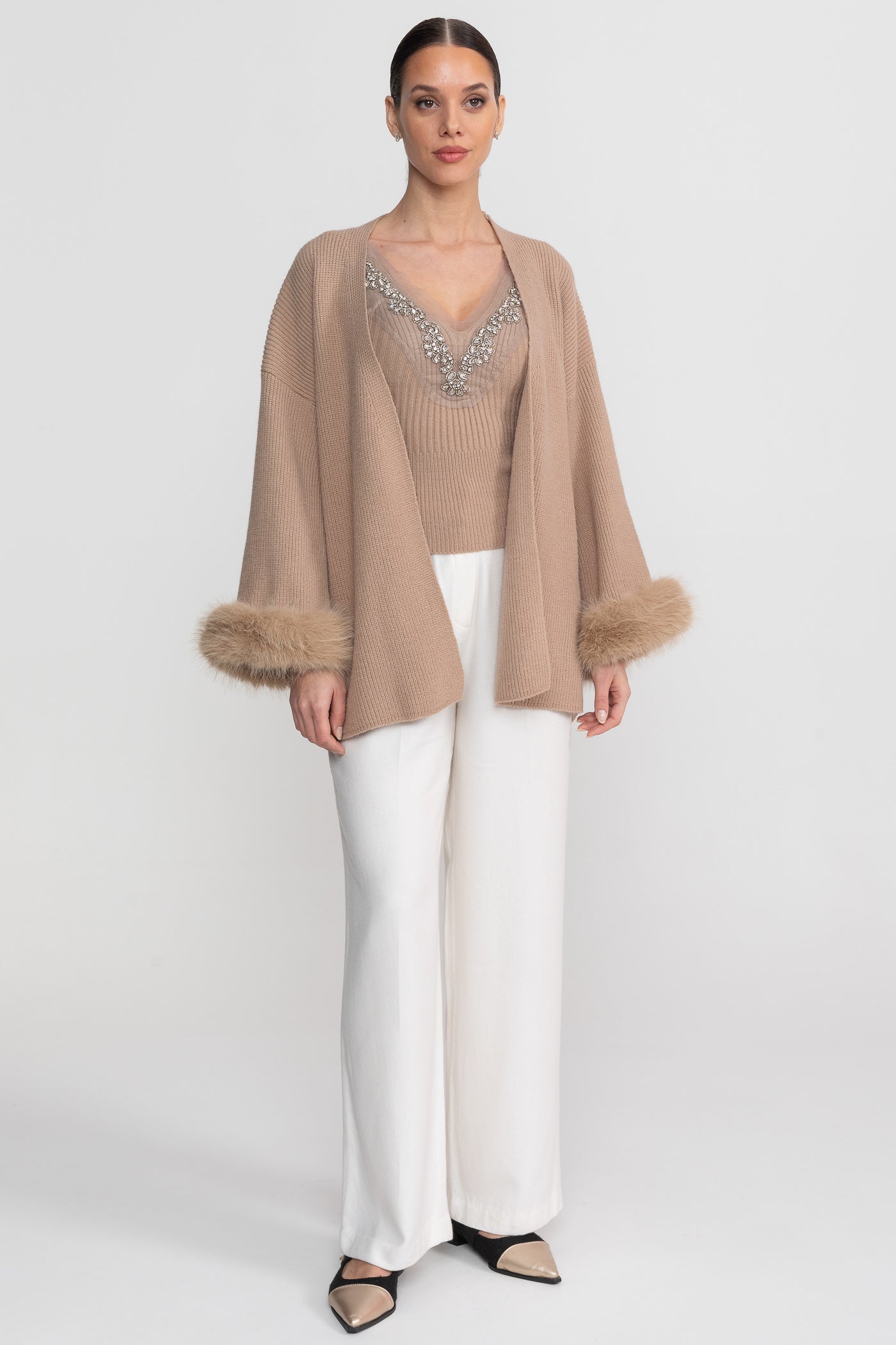 Ensemble Deux Pièces en Maille avec Ornements en Cristal et Poignets Bordés - Beige