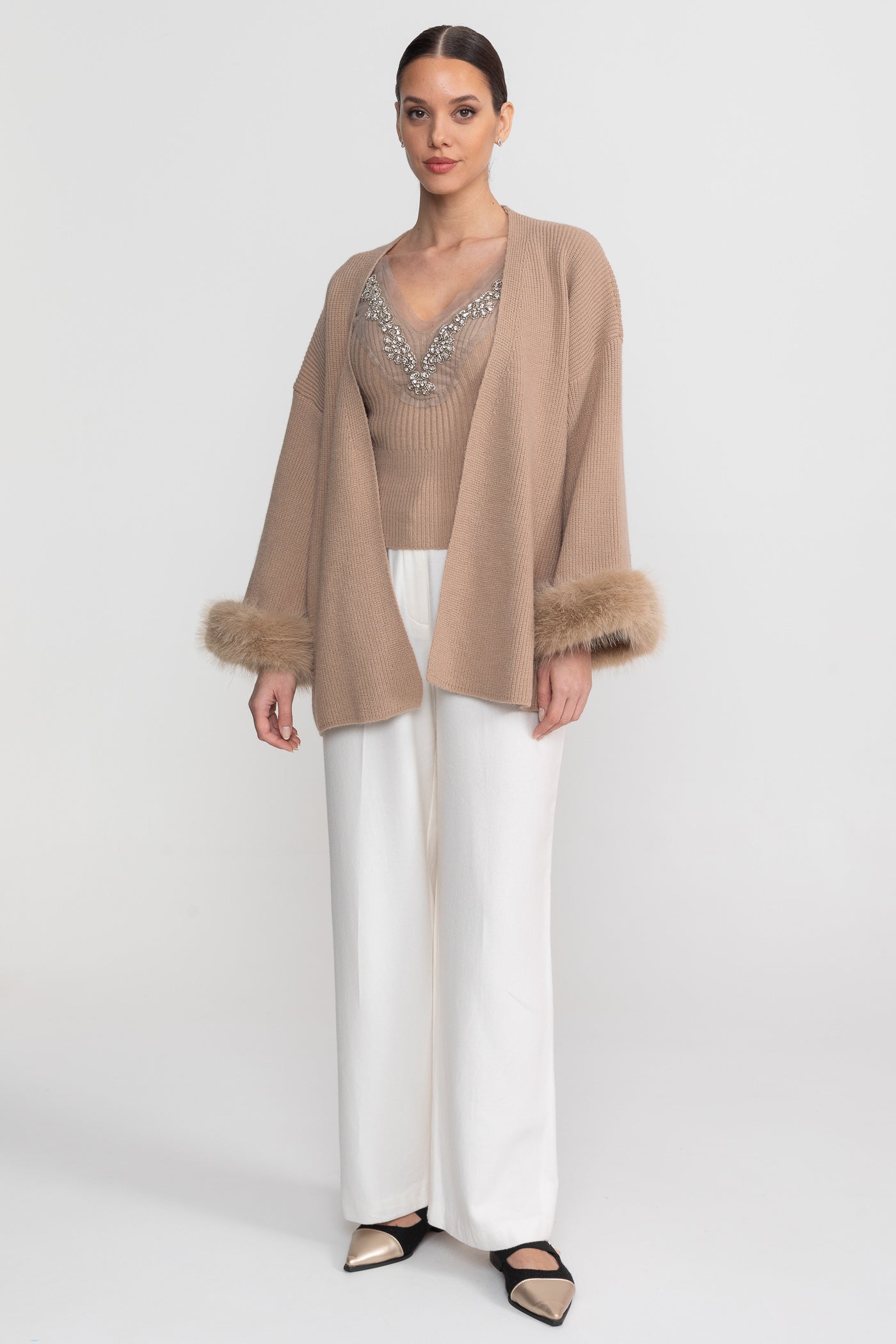 Ensemble Deux Pièces en Maille avec Ornements en Cristal et Poignets Bordés - Beige