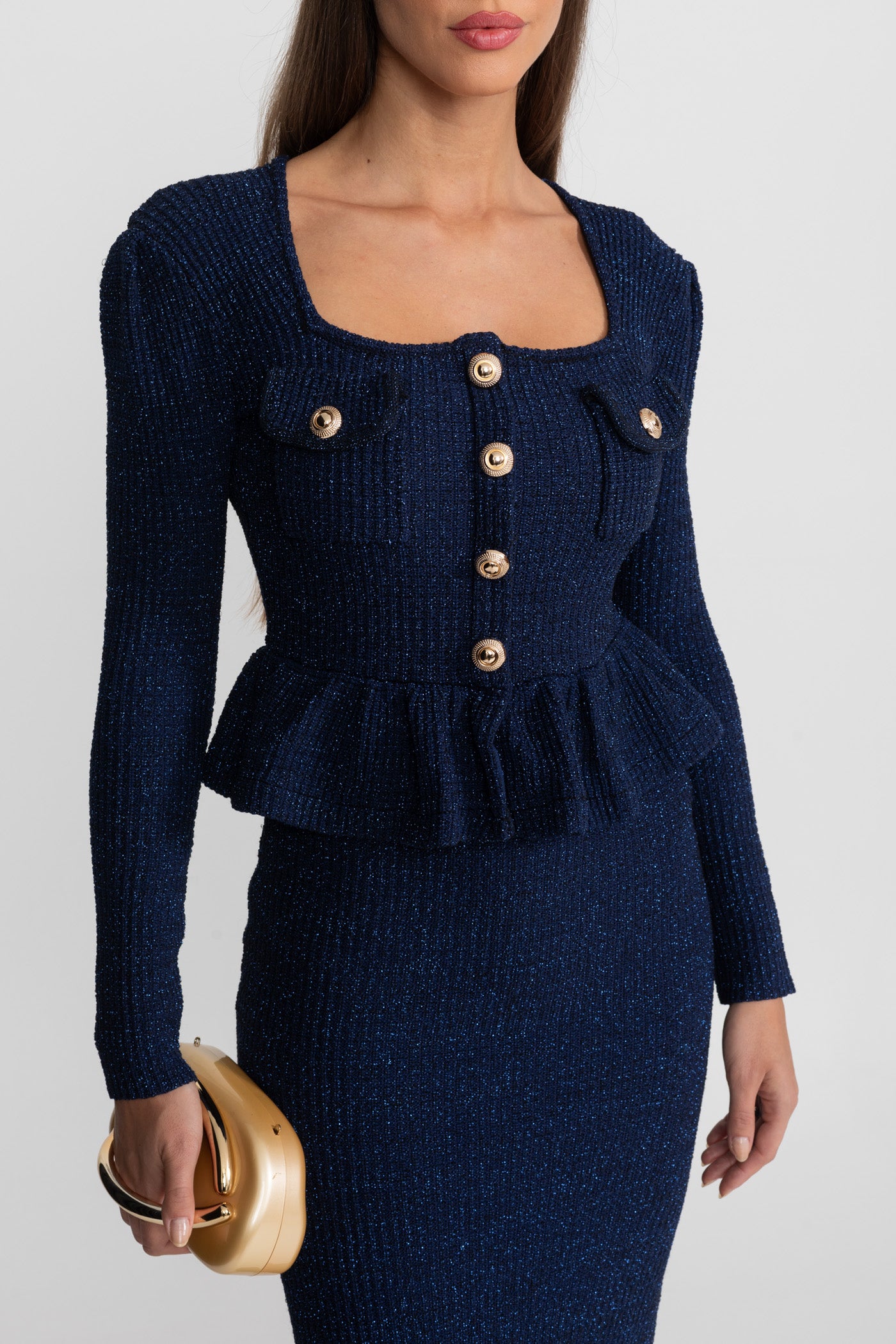 Robe en maille texturée avec taille peplum et boutons dorés - Bleu foncé