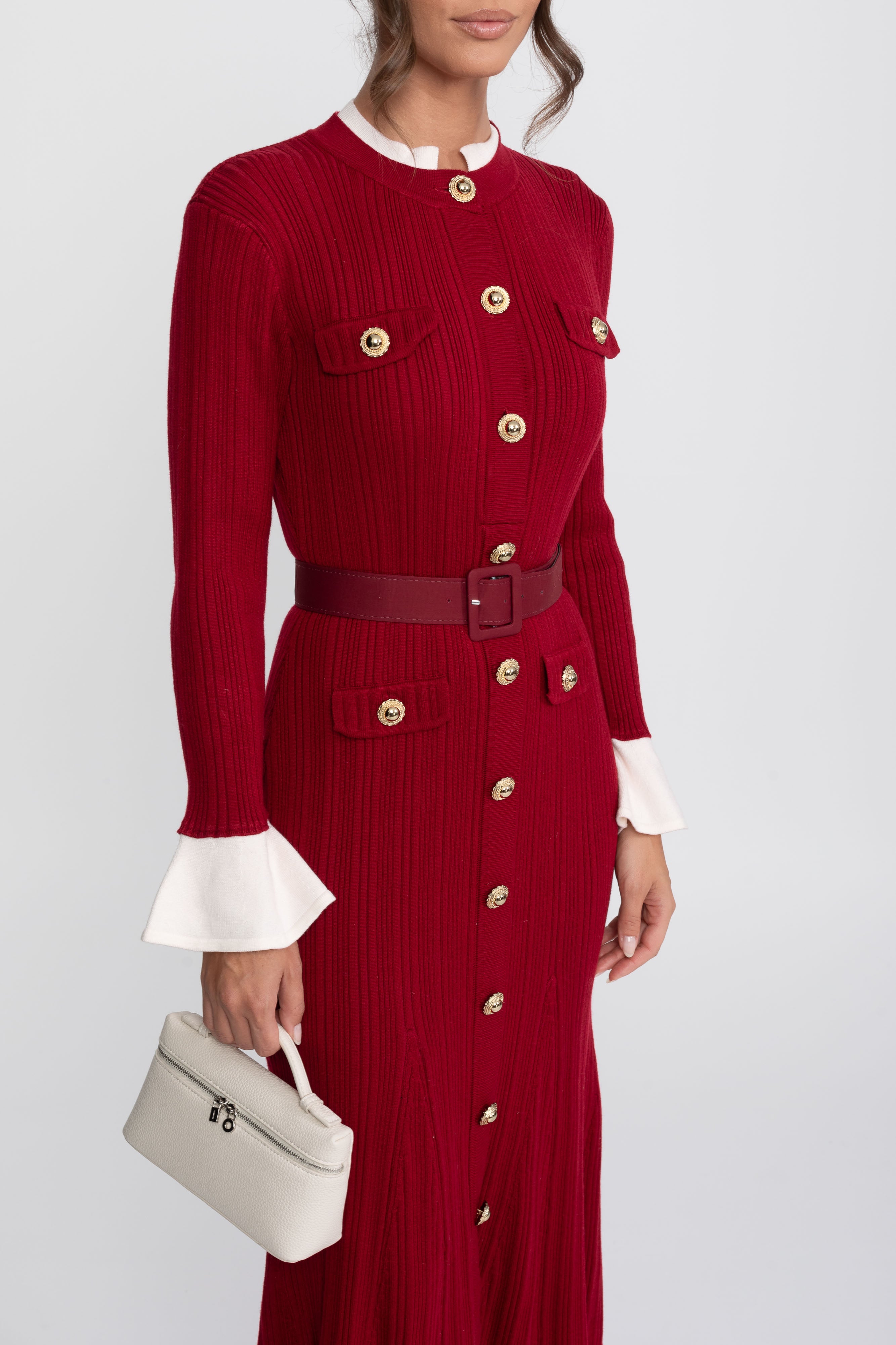 Robe midi en maille côtelée ceinturée avec poignets et col blancs - Burgundy