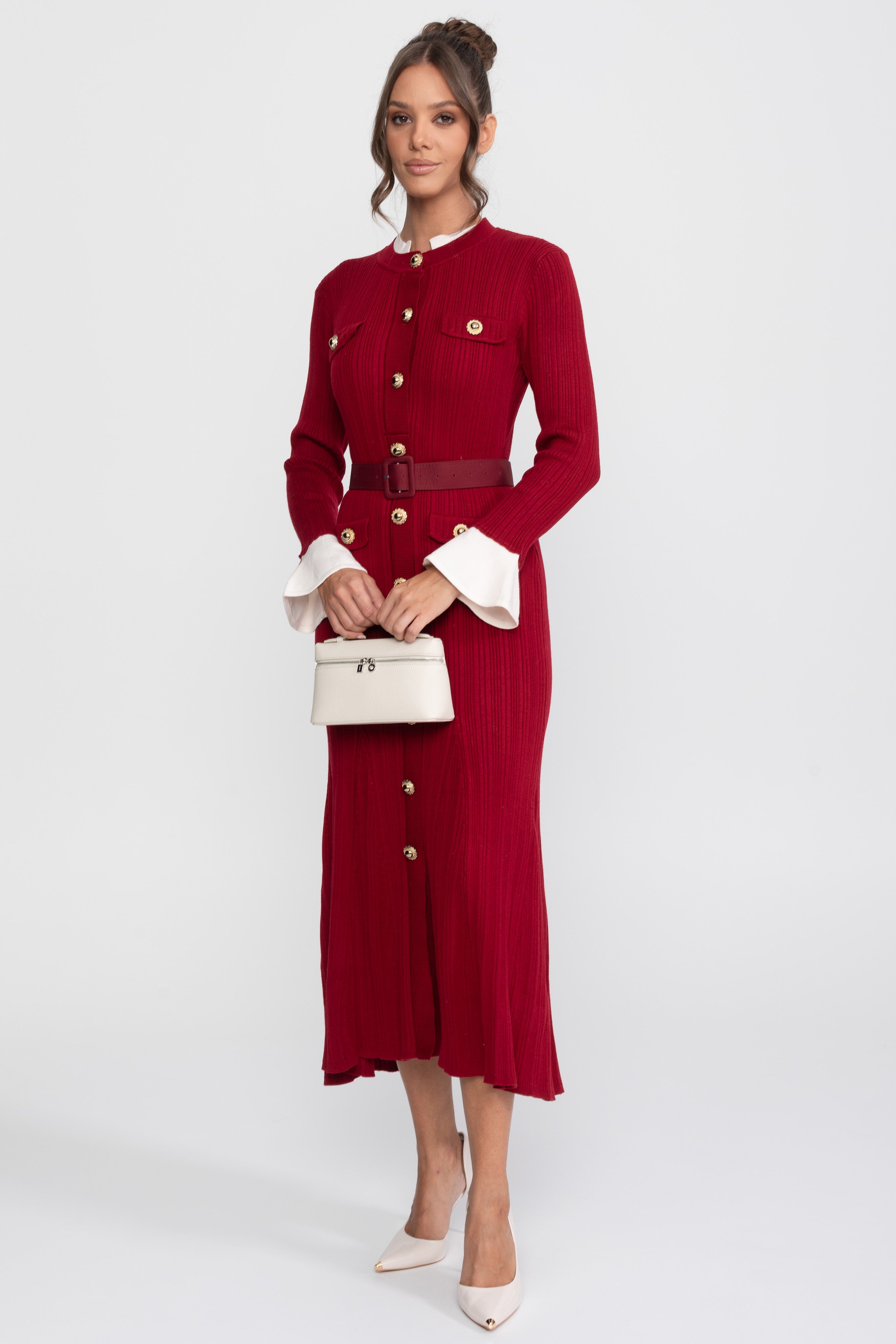 Robe midi en maille côtelée ceinturée avec poignets et col blancs - Burgundy
