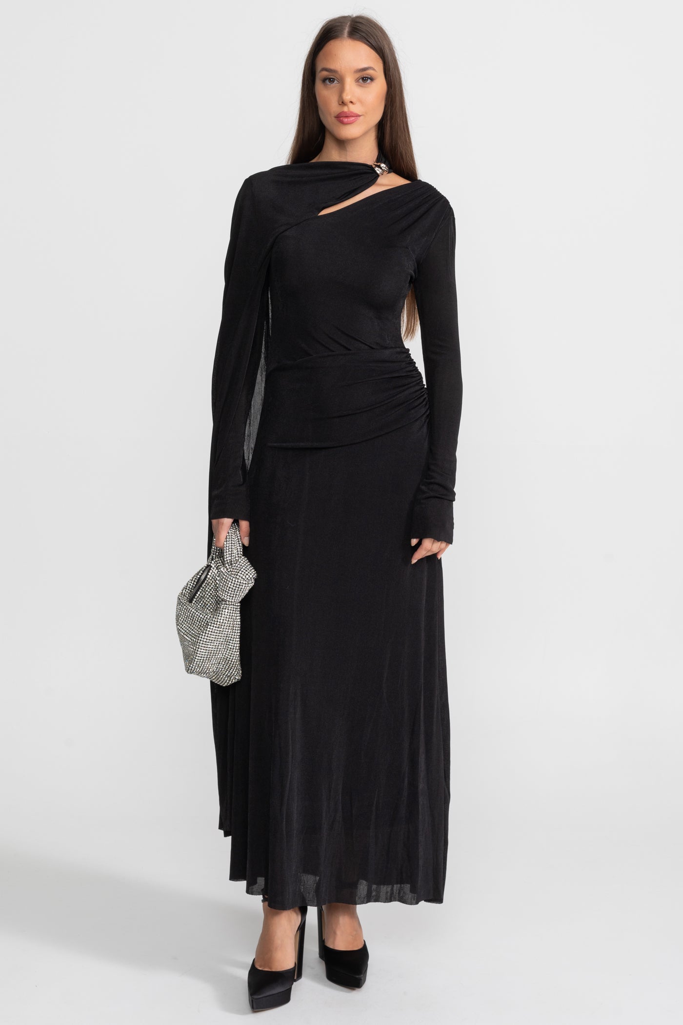 Robe Drapée Élégante Avec Découpe Asymétrique – Noir