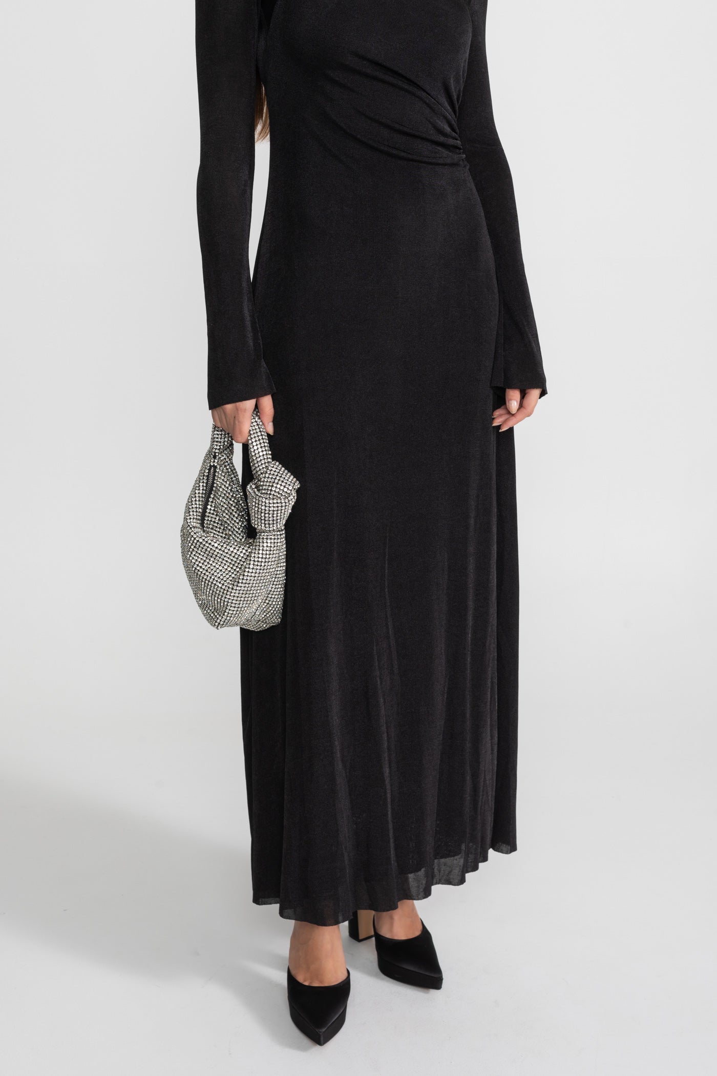 Robe Maxi Drapée avec Découpe et Détail Élégant - Noir
