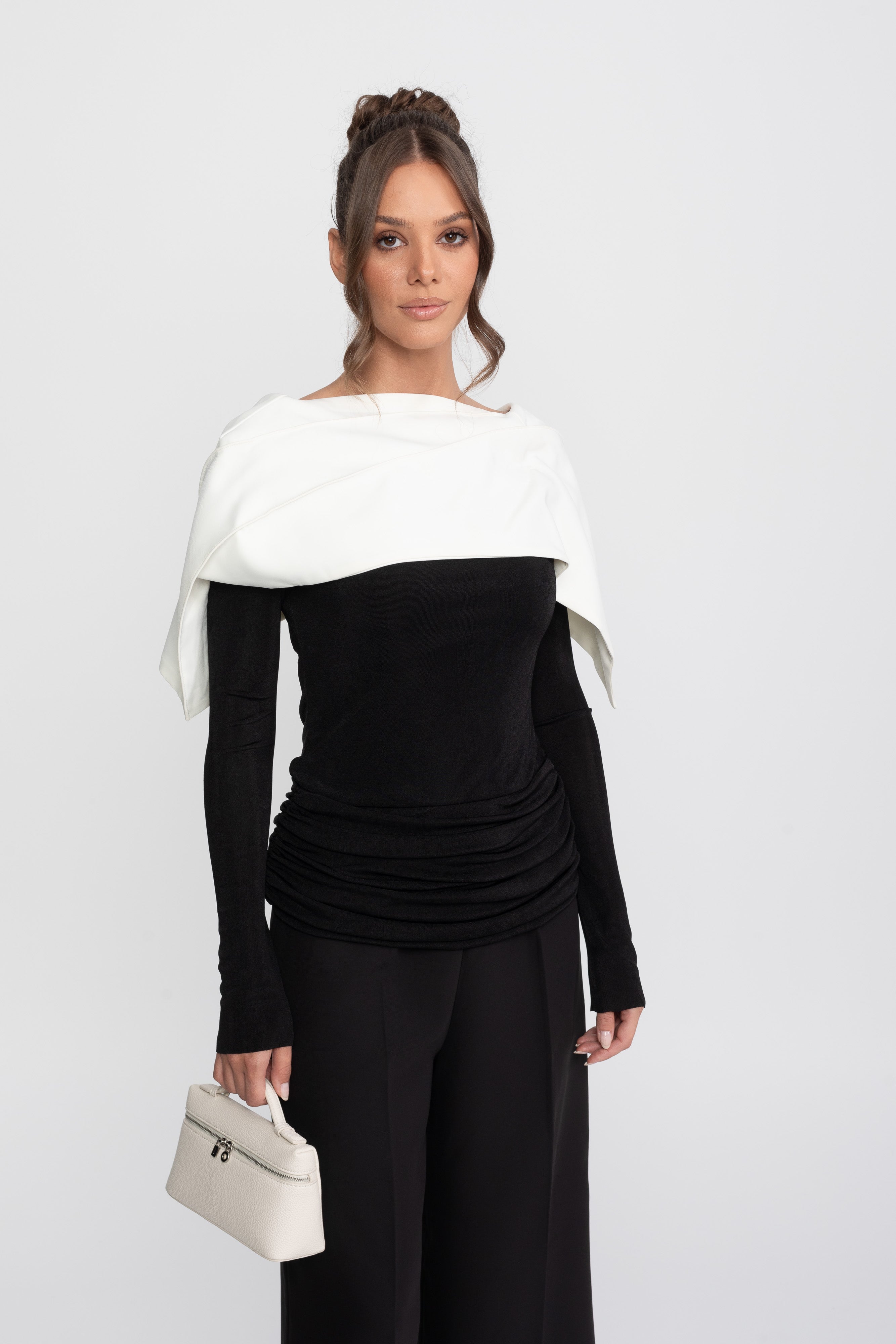 Top portefeuille froncé avec cape contrastante et ensemble pantalon - Noir