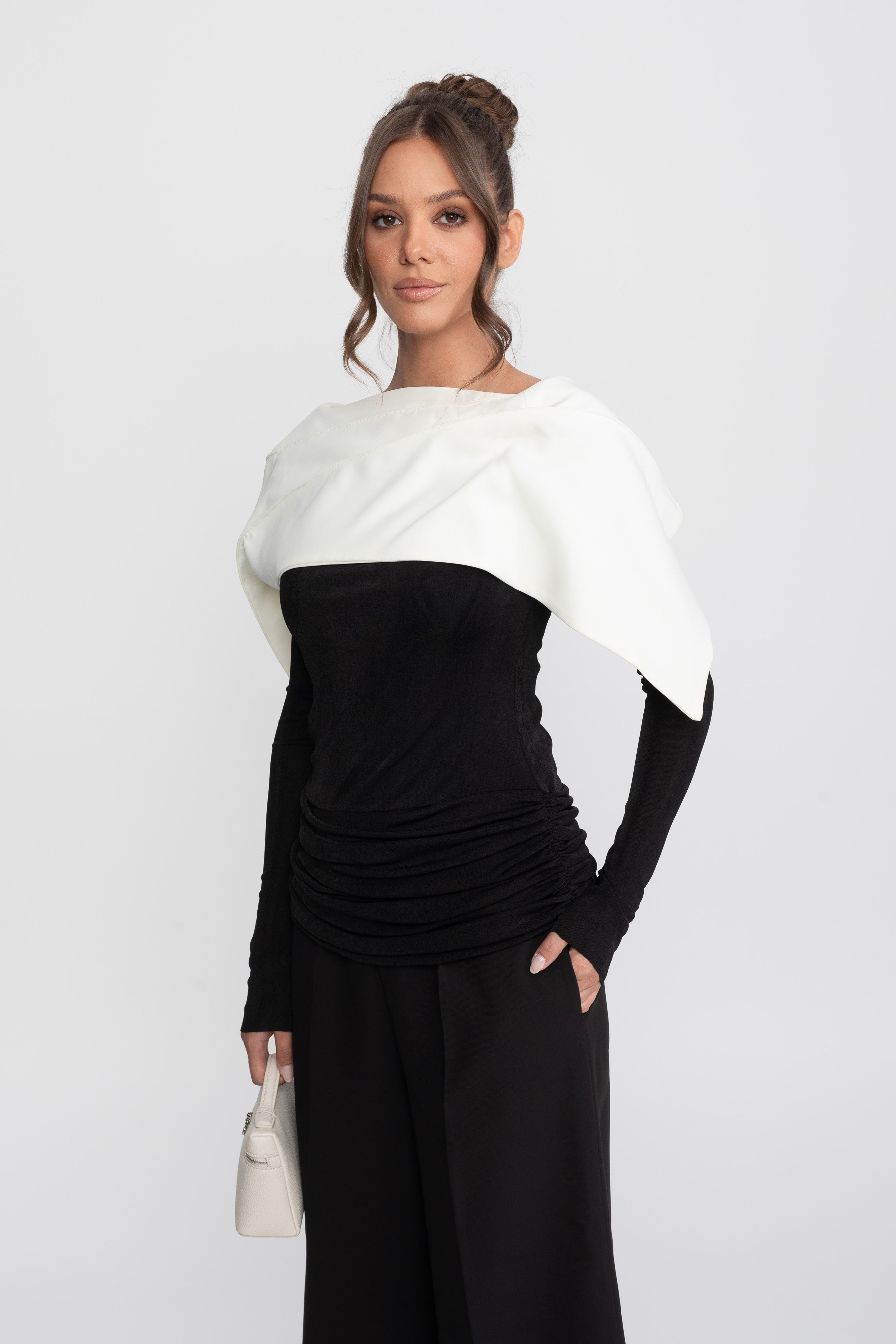 Top portefeuille froncé avec cape contrastante et ensemble pantalon - Noir