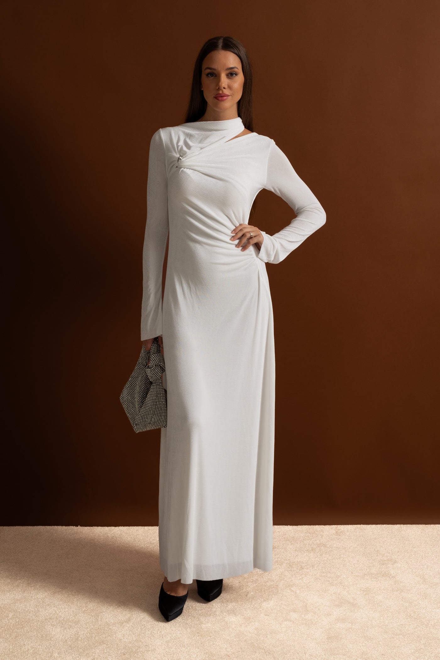 Robe Maxi Drapée avec Découpe et Détail Élégant - Blanc