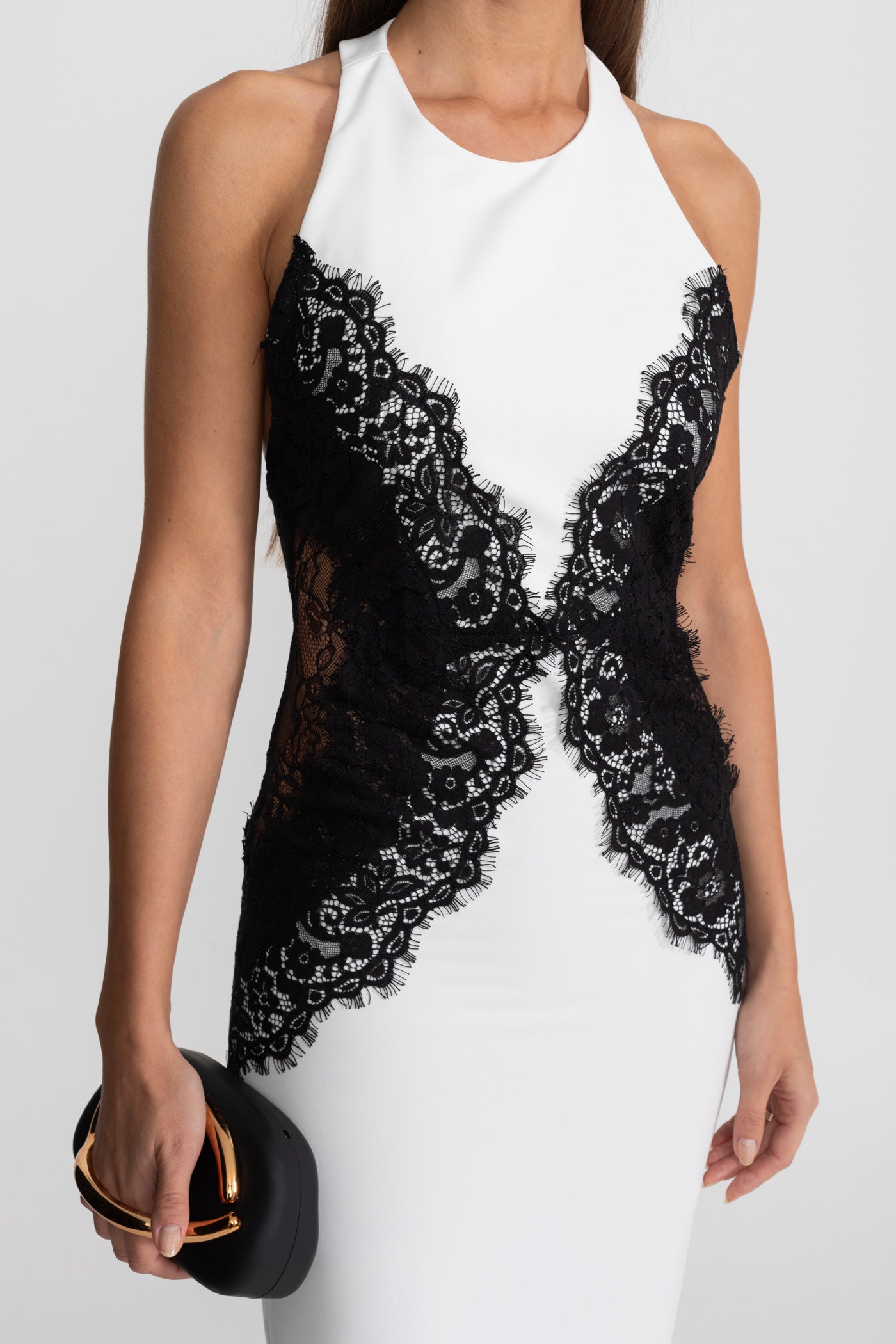 Robe Maxi à Col Halter avec Panneaux de Dentelle Contrastée – Blanc