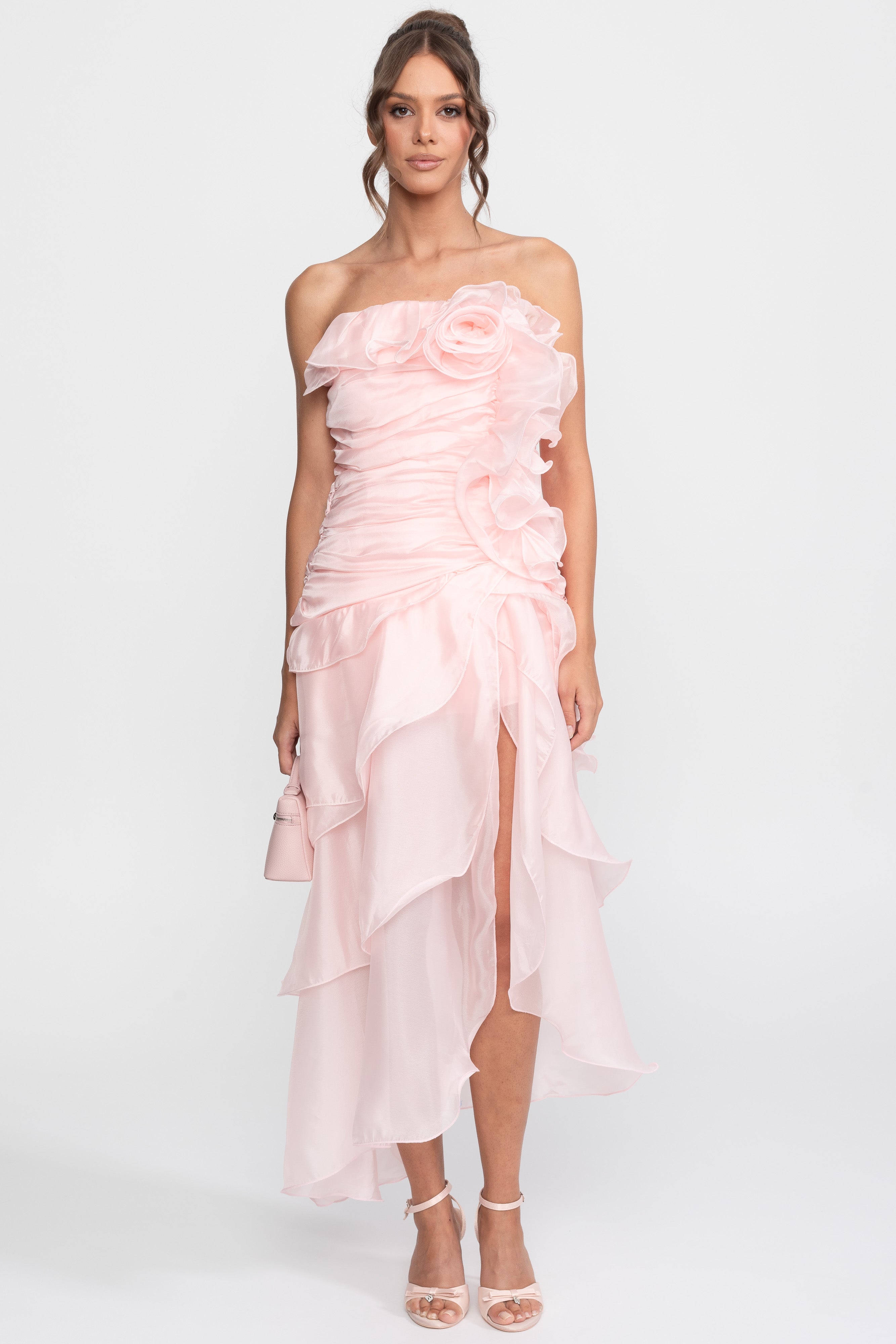 Robe à volants de pétales sans bretelles avec ornements floraux 3D - Rose