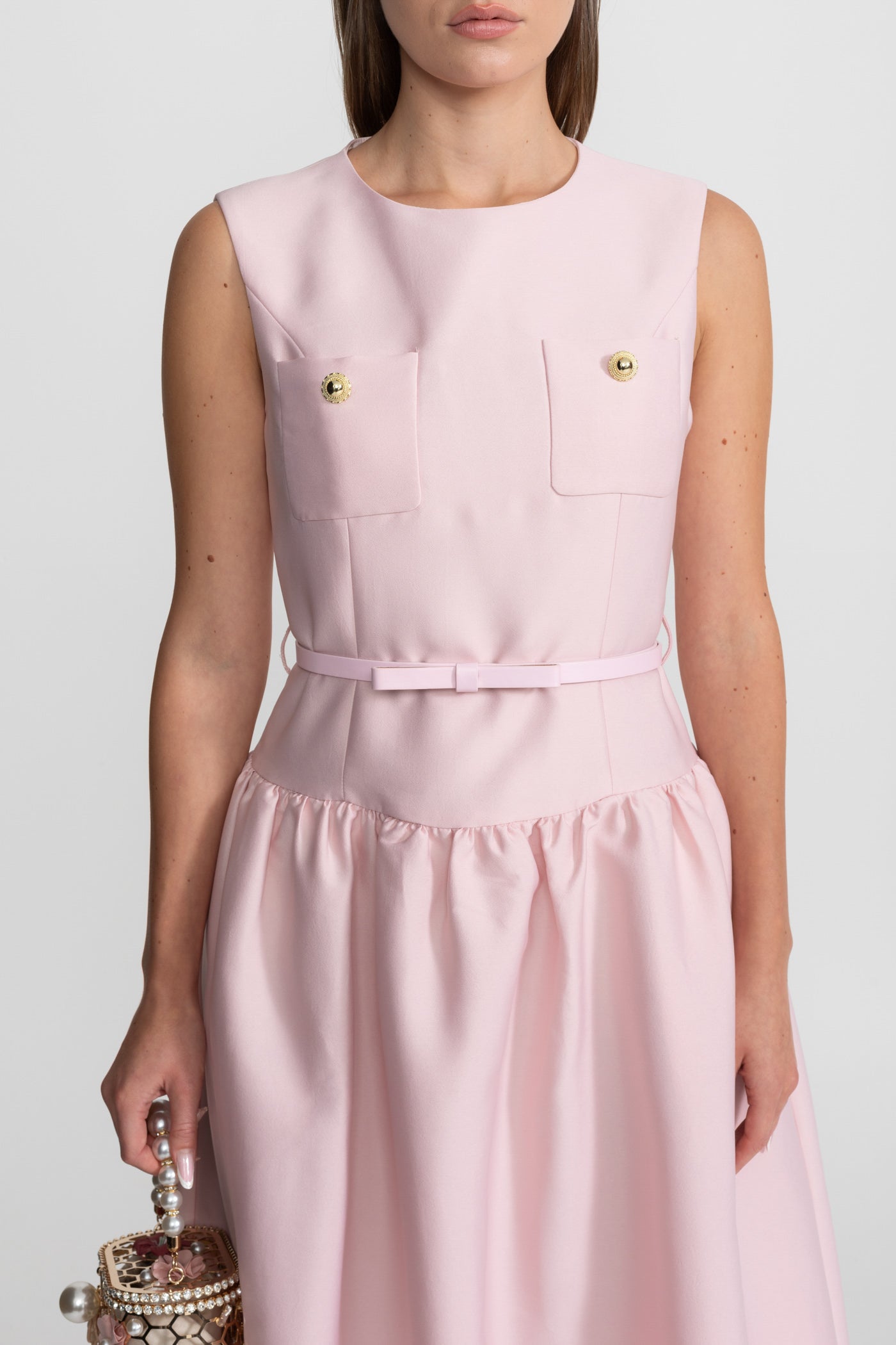 Robe Midi Sans Manches Avec Taille Ceinturée Et Poches Avant – Blush Pink