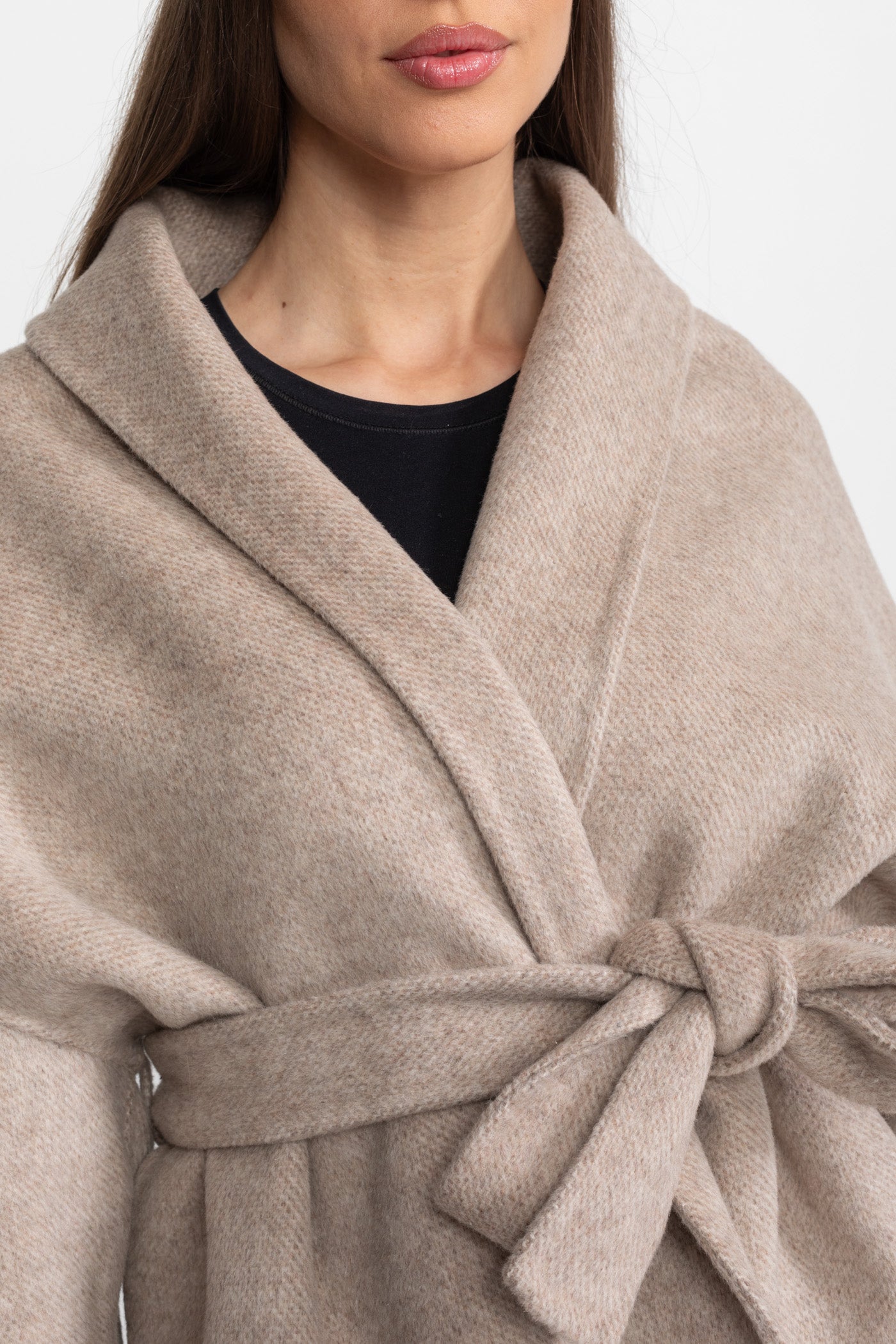 Veste portefeuille en mélange de laine avec poignets en fourrure de renard – Beige