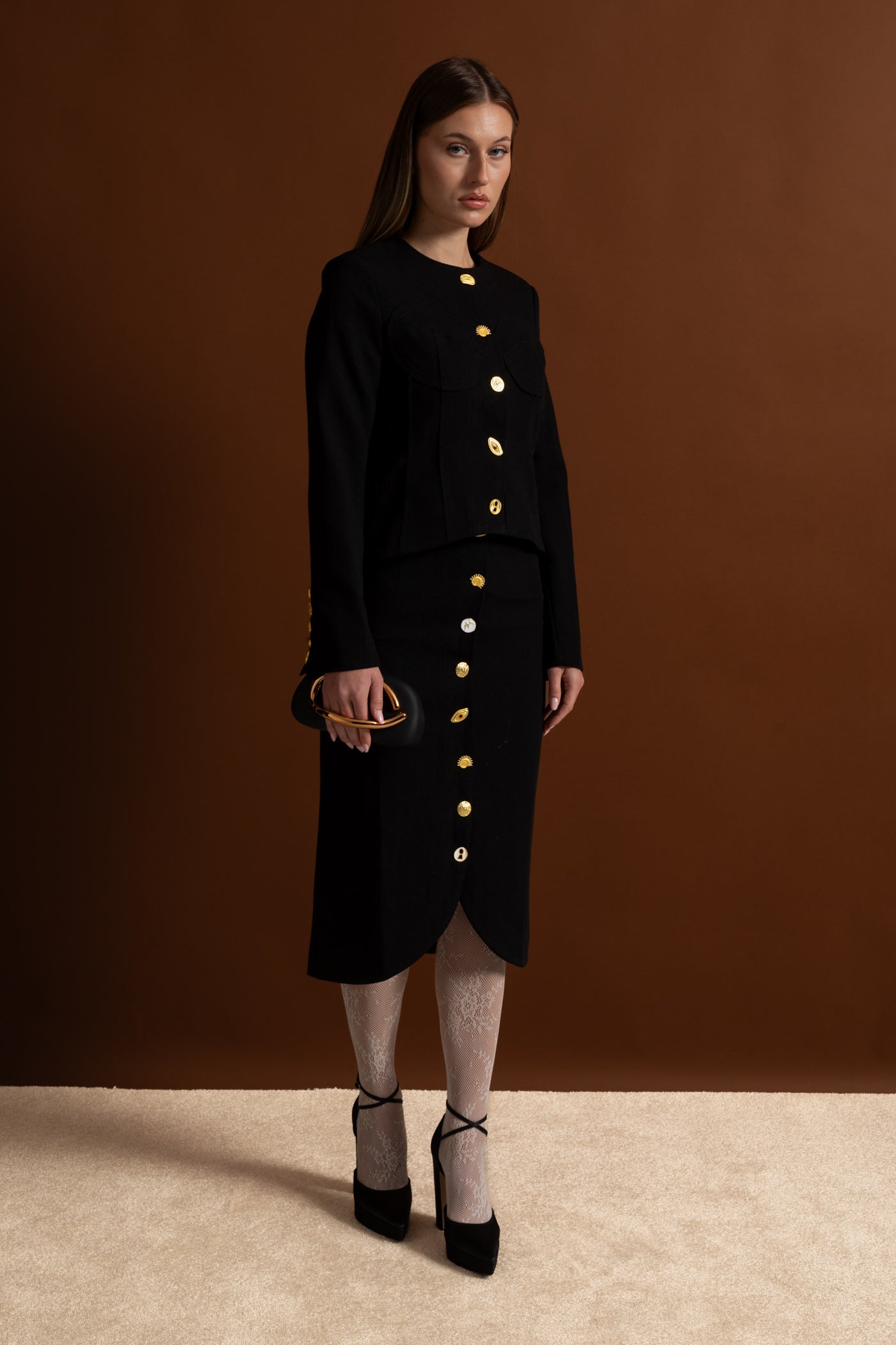 Ensemble coordonné avec boutons dorés remarquables - Noir