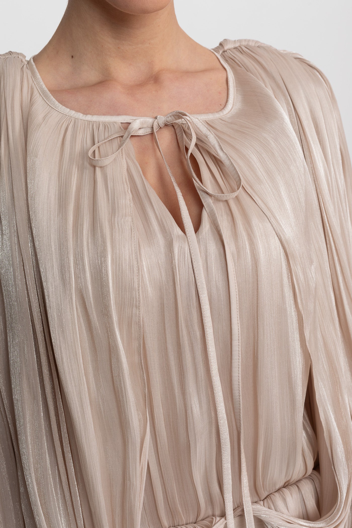 Robe Mini Drapée à Manches Longues avec Manches Chauve-Souris - Champagne