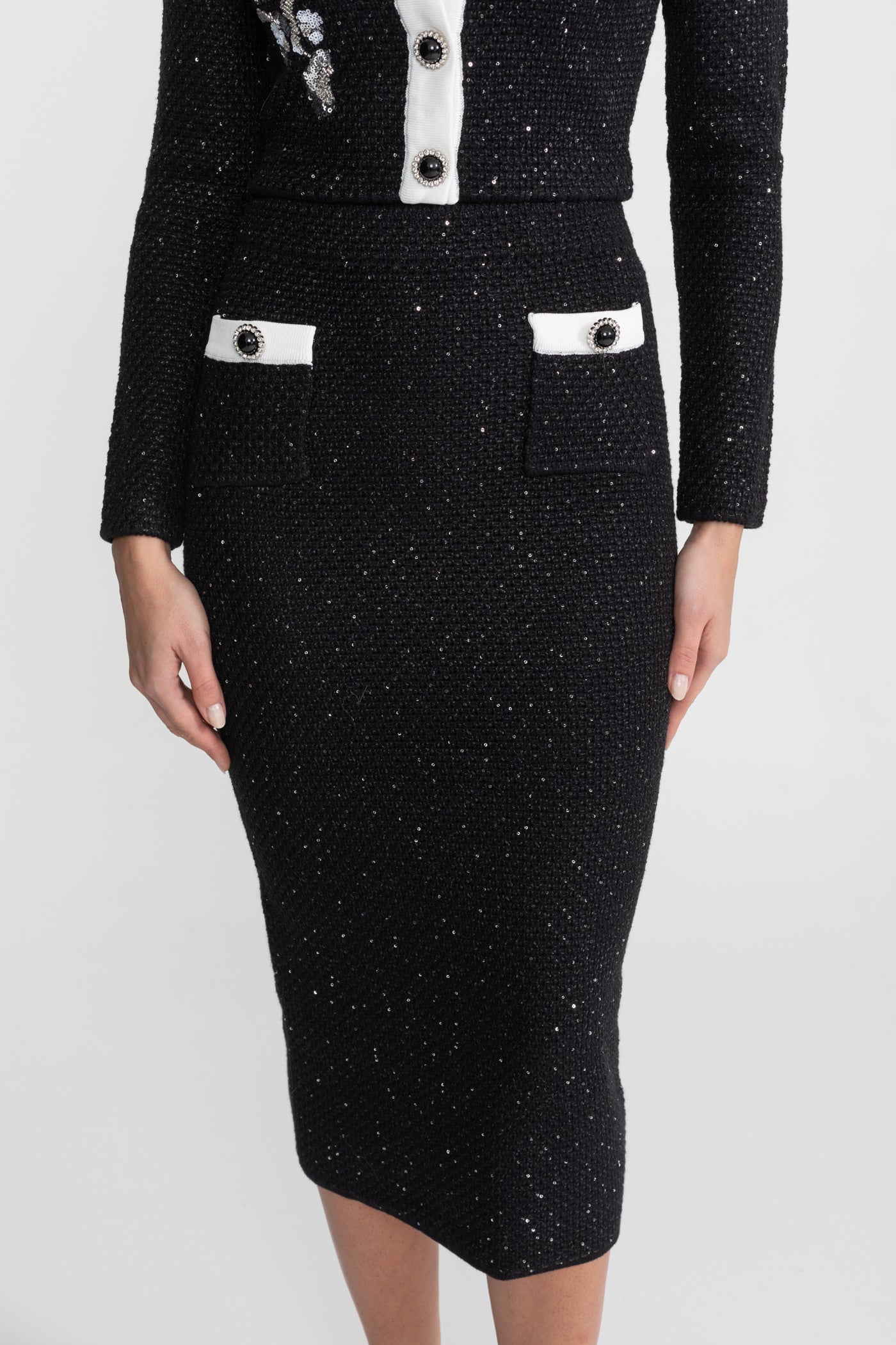 Ensemble coordonné en maille tweed brodée avec bordure contrastante – Noir