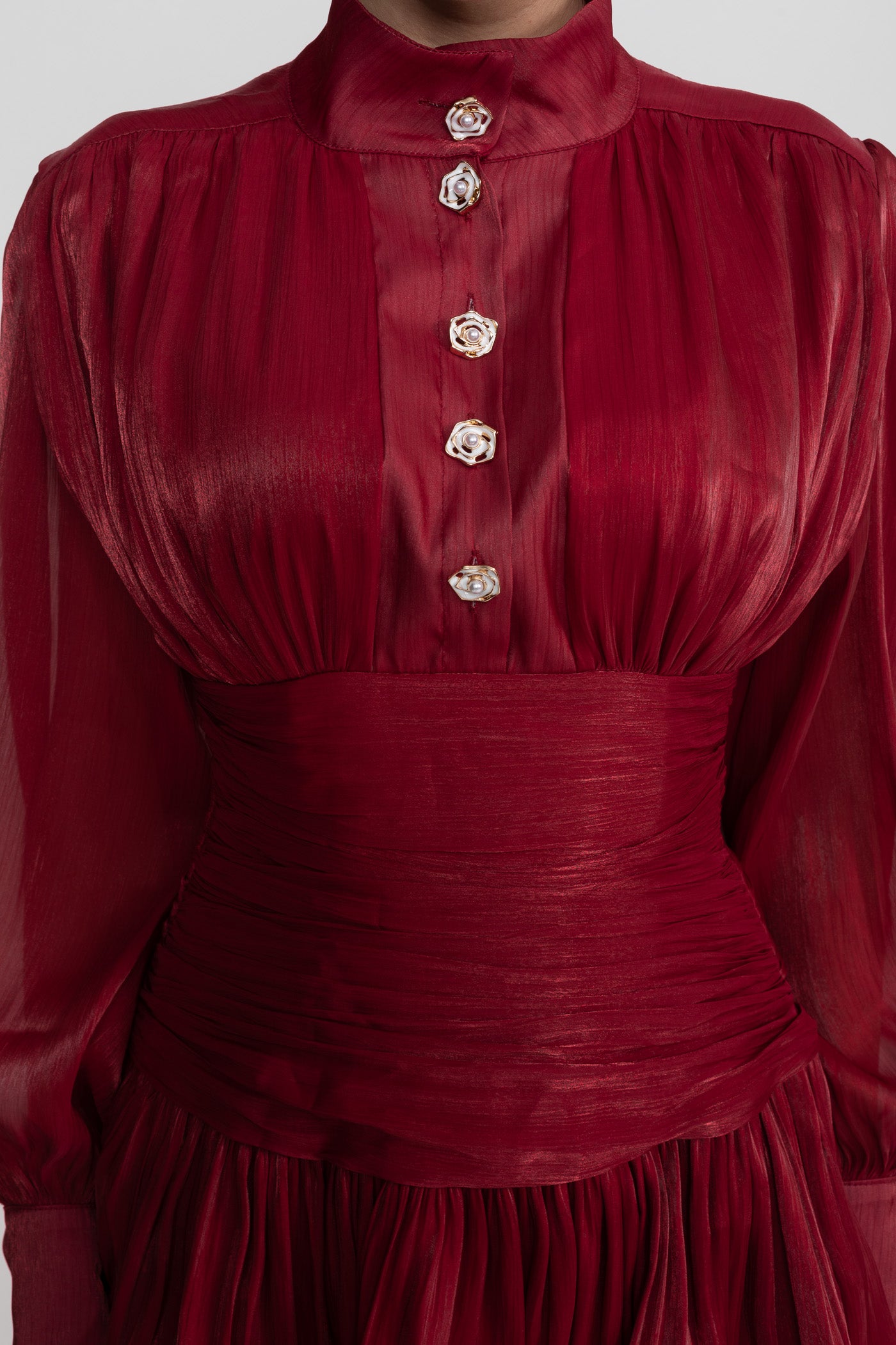 Robe courte drapée à manches longues avec jupe à volants superposés - Rouge