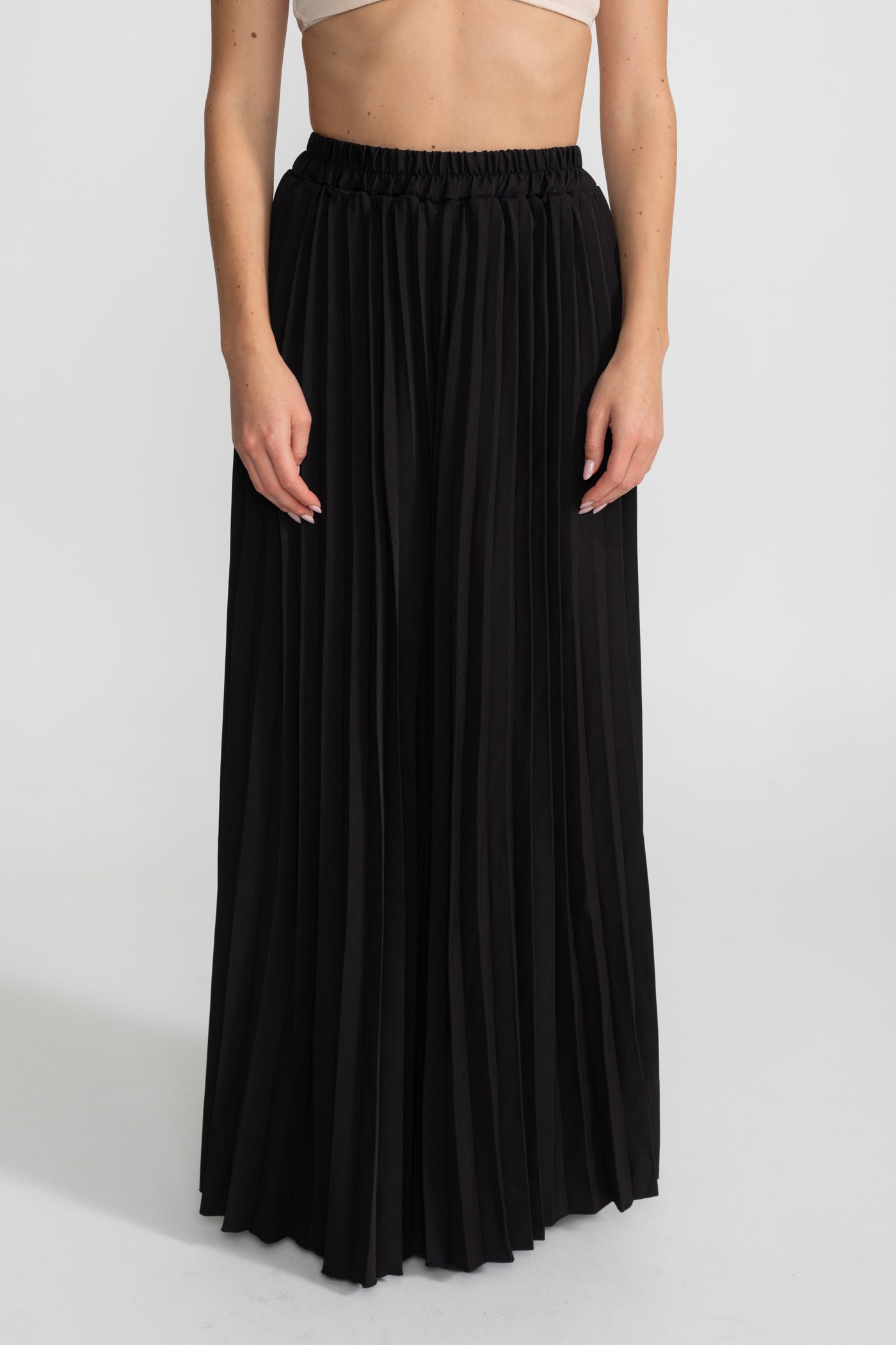 Ensemble maxi sans manches avec corsage tailleur et jupe plissée - Noir
