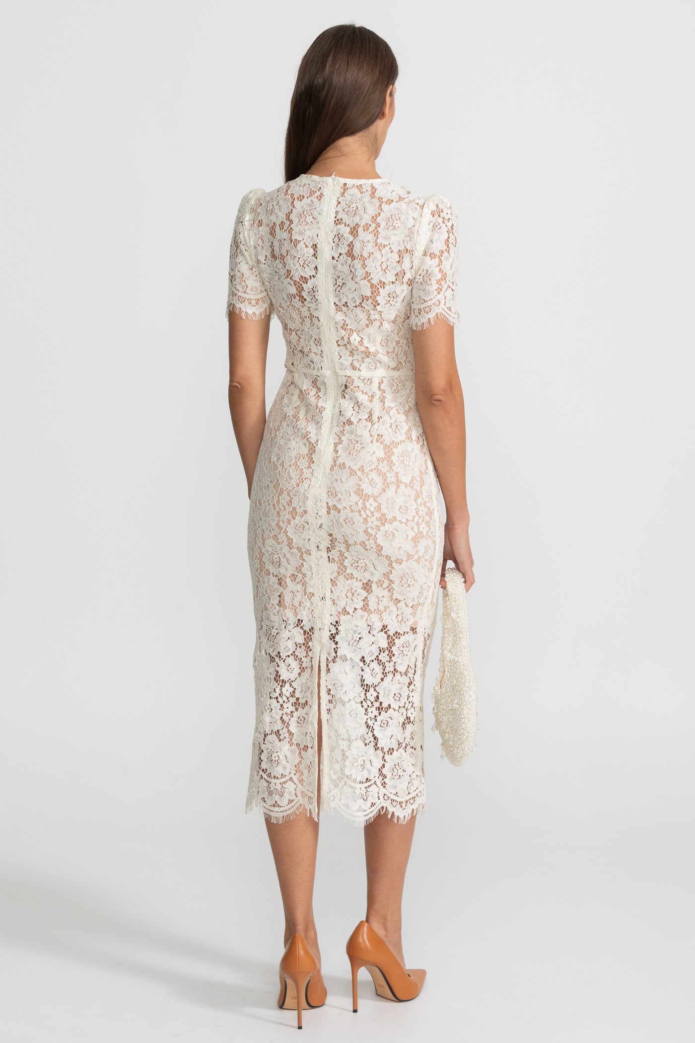 Robe Midi en Dentelle Ornée avec Détail Nœud – Ivoire
