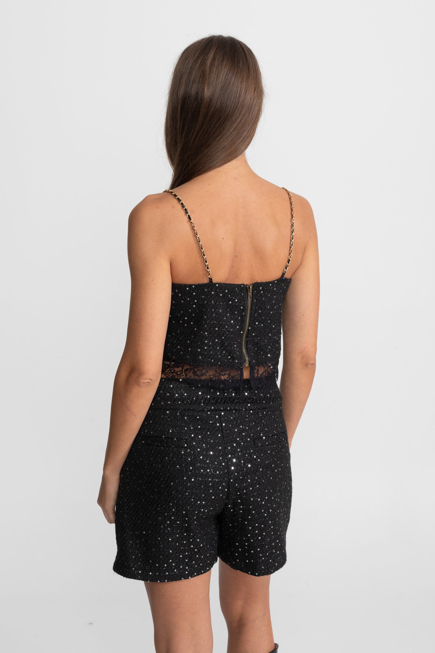 Ensemble Coordonné 3 Pièces Orné avec Veste Courte, Top à Bordure en Dentelle et Short Taille Haute – Noir