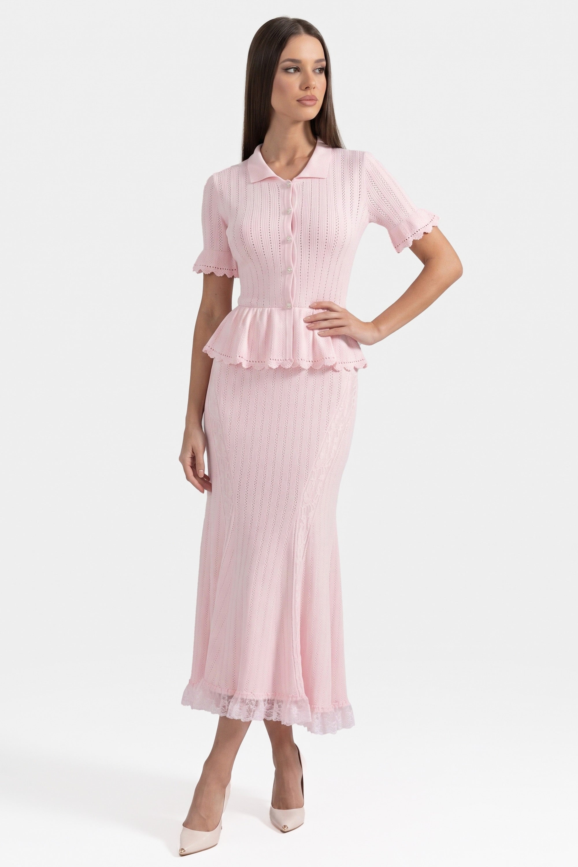Robe maxi en maille à col Claudine et basque, avec ourlet en dentelle - Rose