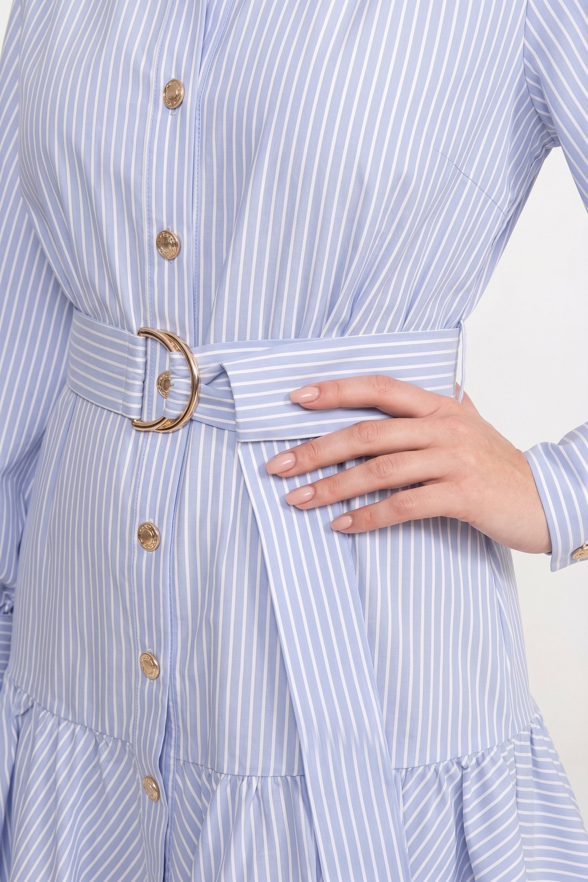 Robe mini à rayures avec ceinture, col montant et manches ballon - Bleu