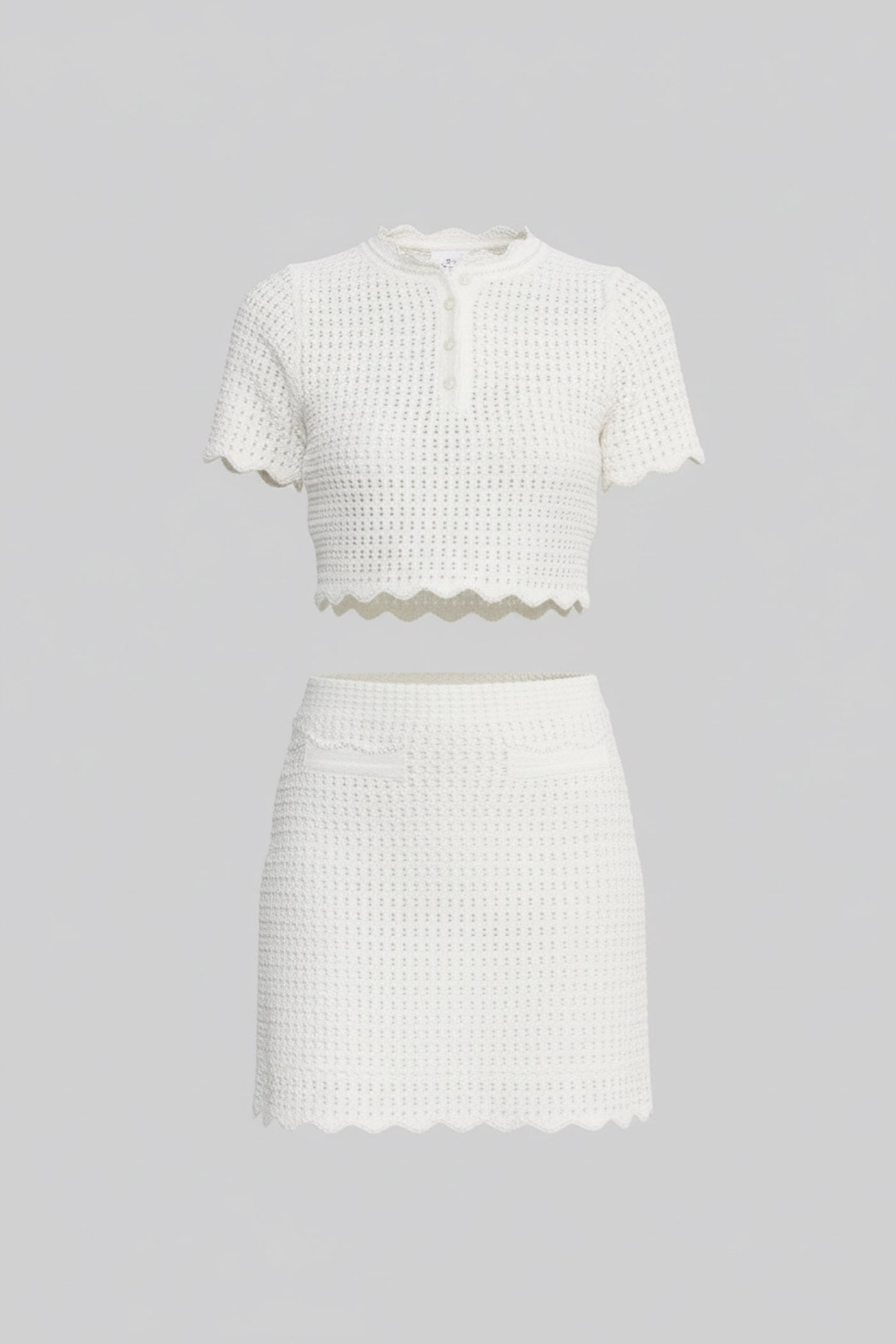 Cropped Co-Ord Set With Scalloped Edges - White
