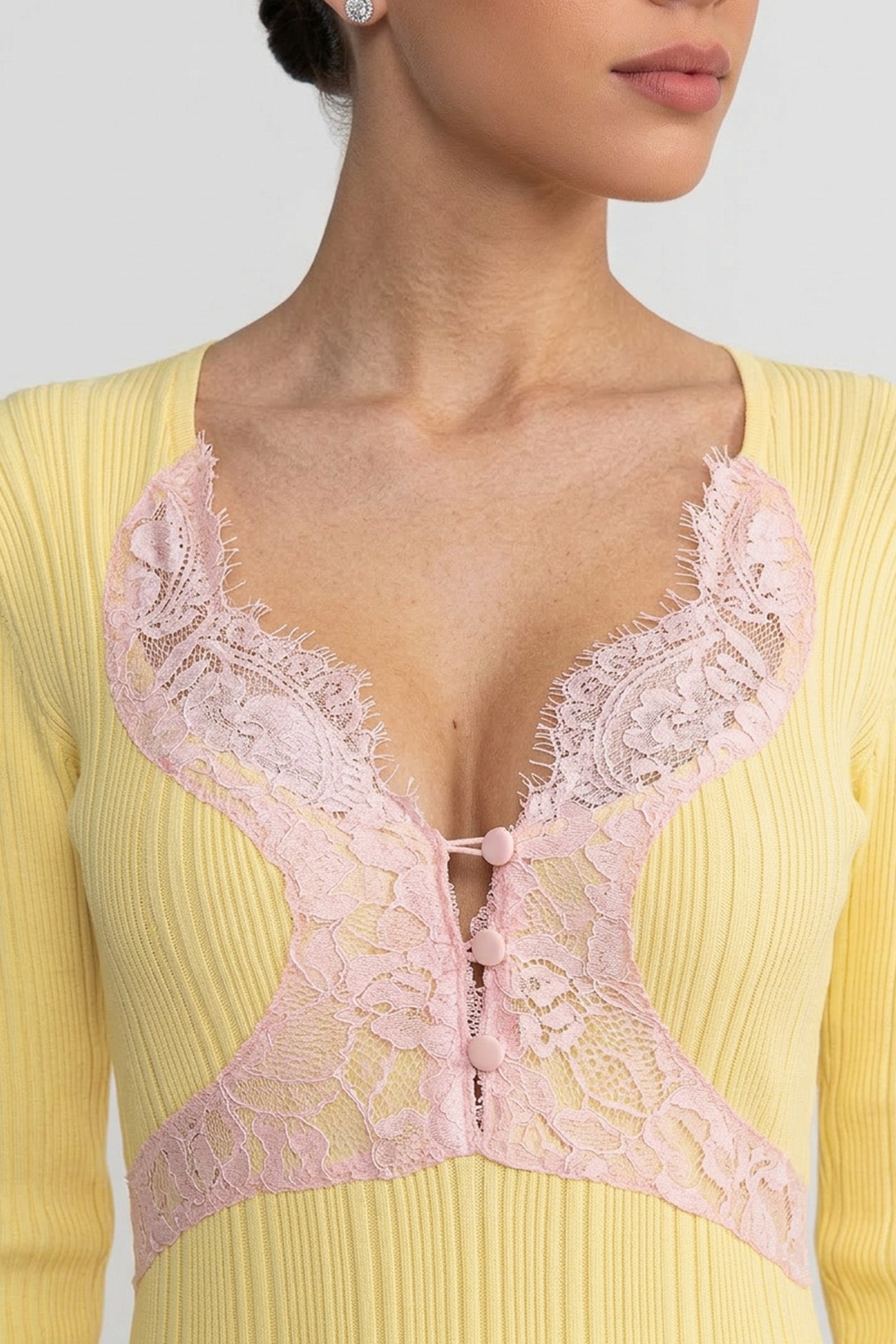 Robe midi à manches longues côtelées avec encolure en V bordée de dentelle - Jaune