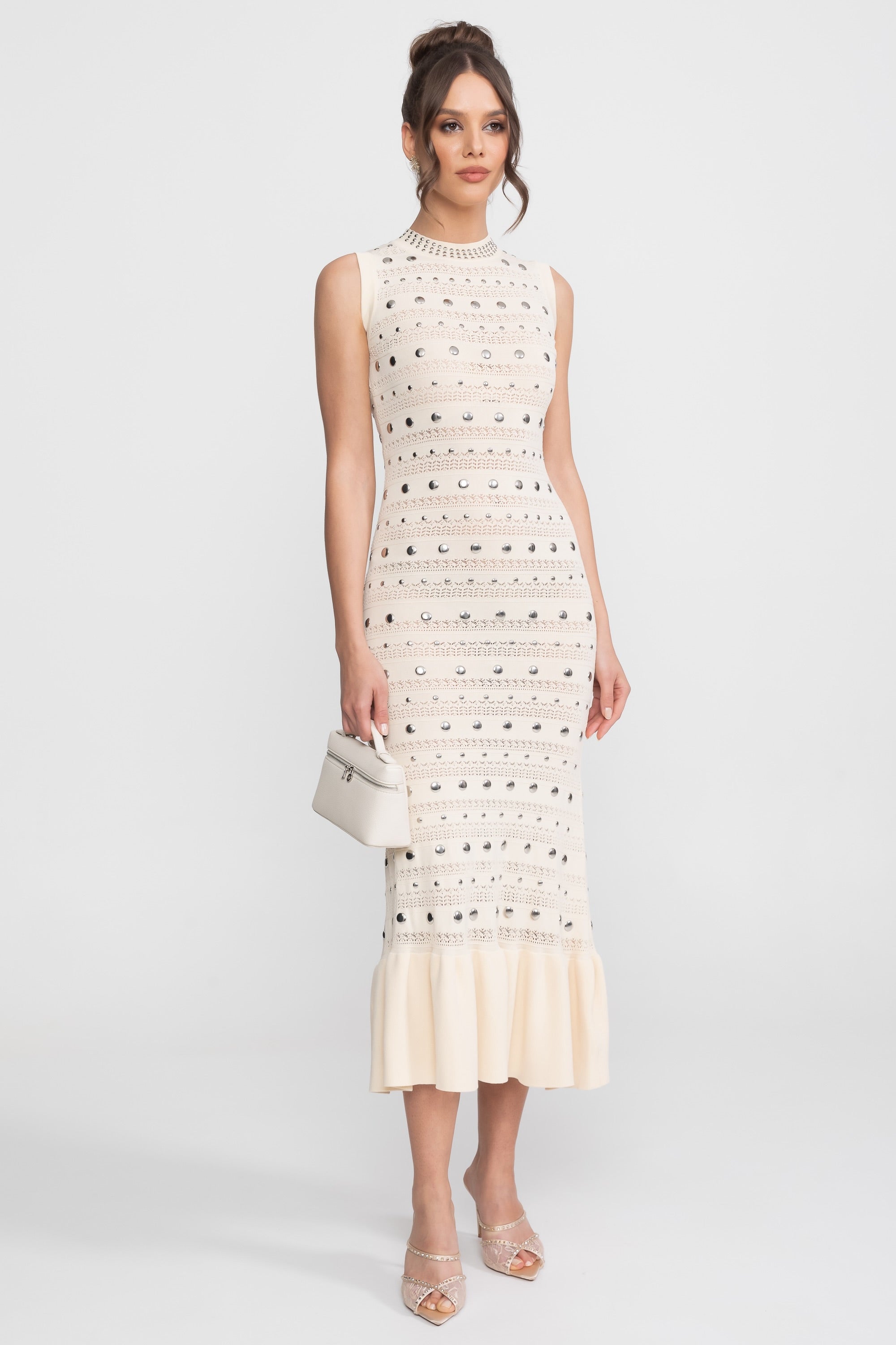 Robe midi en maille ornée avec col montant et ourlet volanté - Crème 