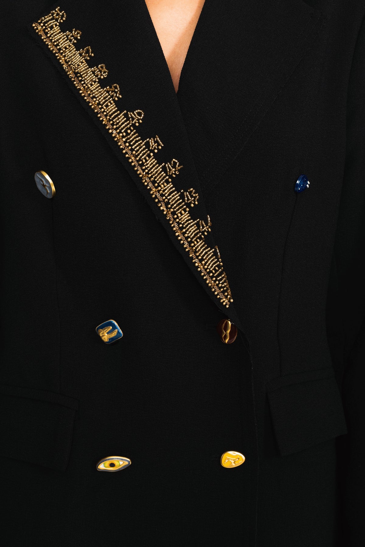 Manteau long croisé à revers ornés - noir 