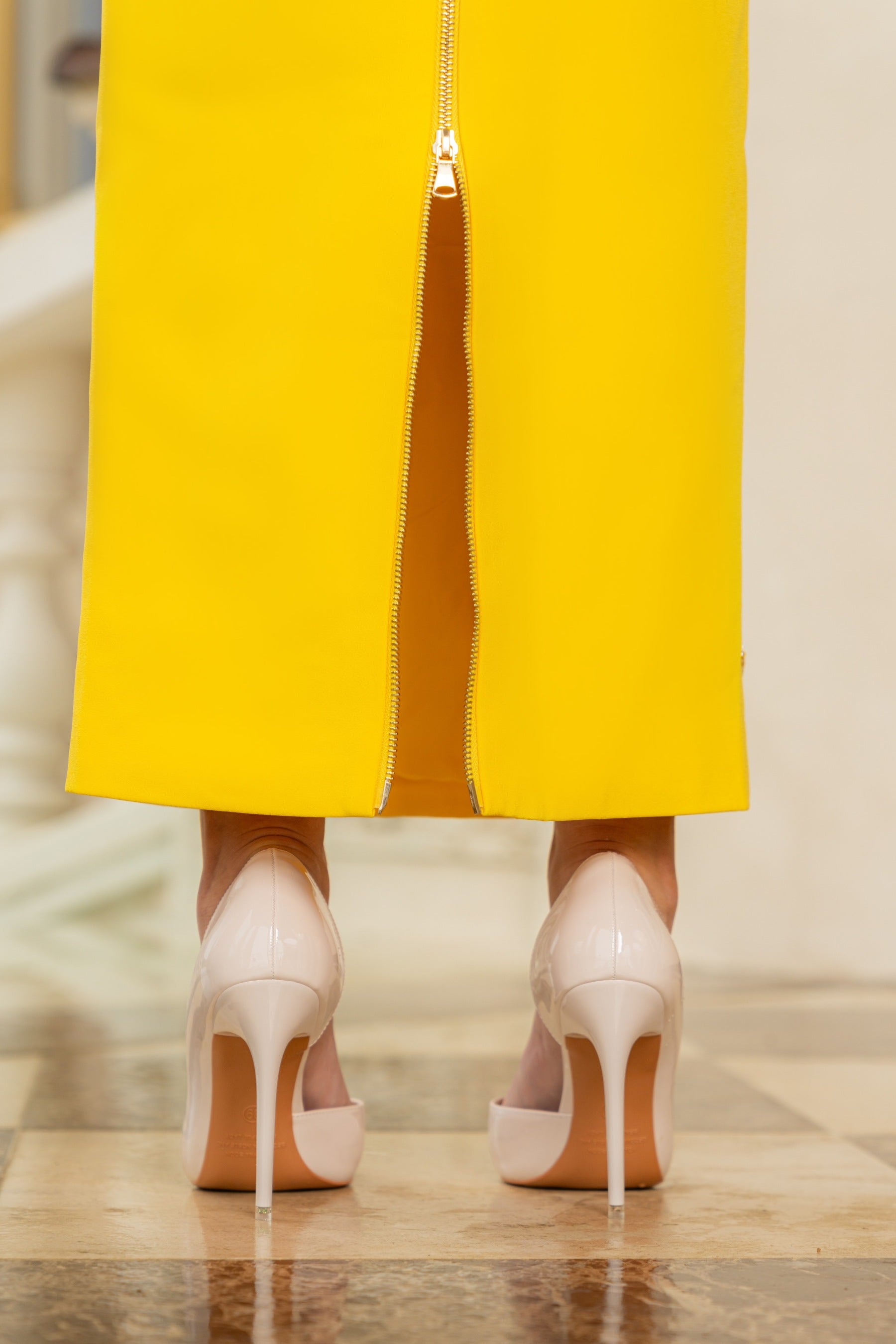 Escarpins stilettos asymétriques - Beige clair 