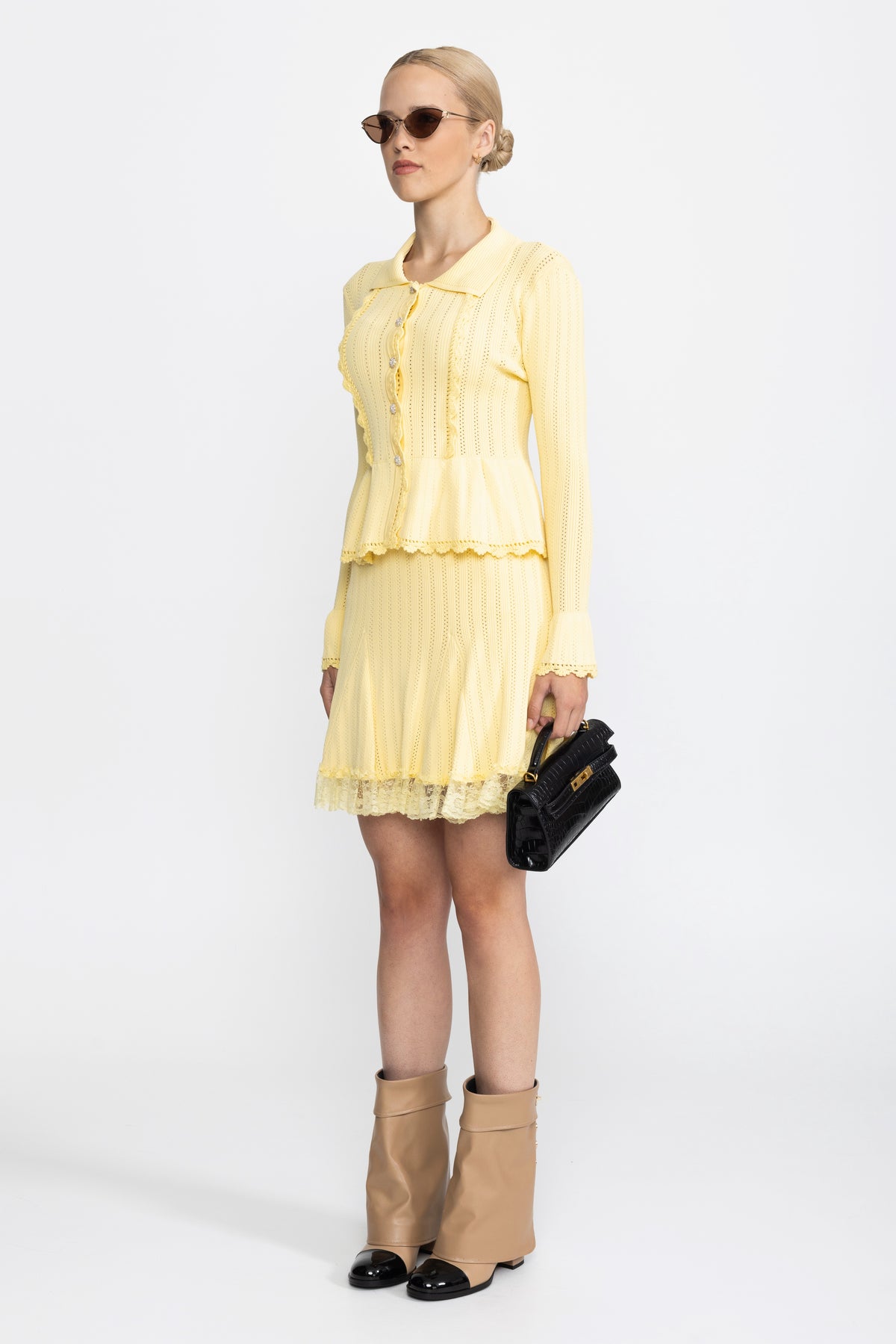 Ensemble coordonné cardigan à basque en maille pointelle et jupe ourlet dentelle - Jaune 