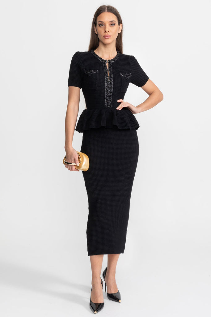 Robe Midi en Maille Texturée avec Détail à la Taille Peplum – Noir 