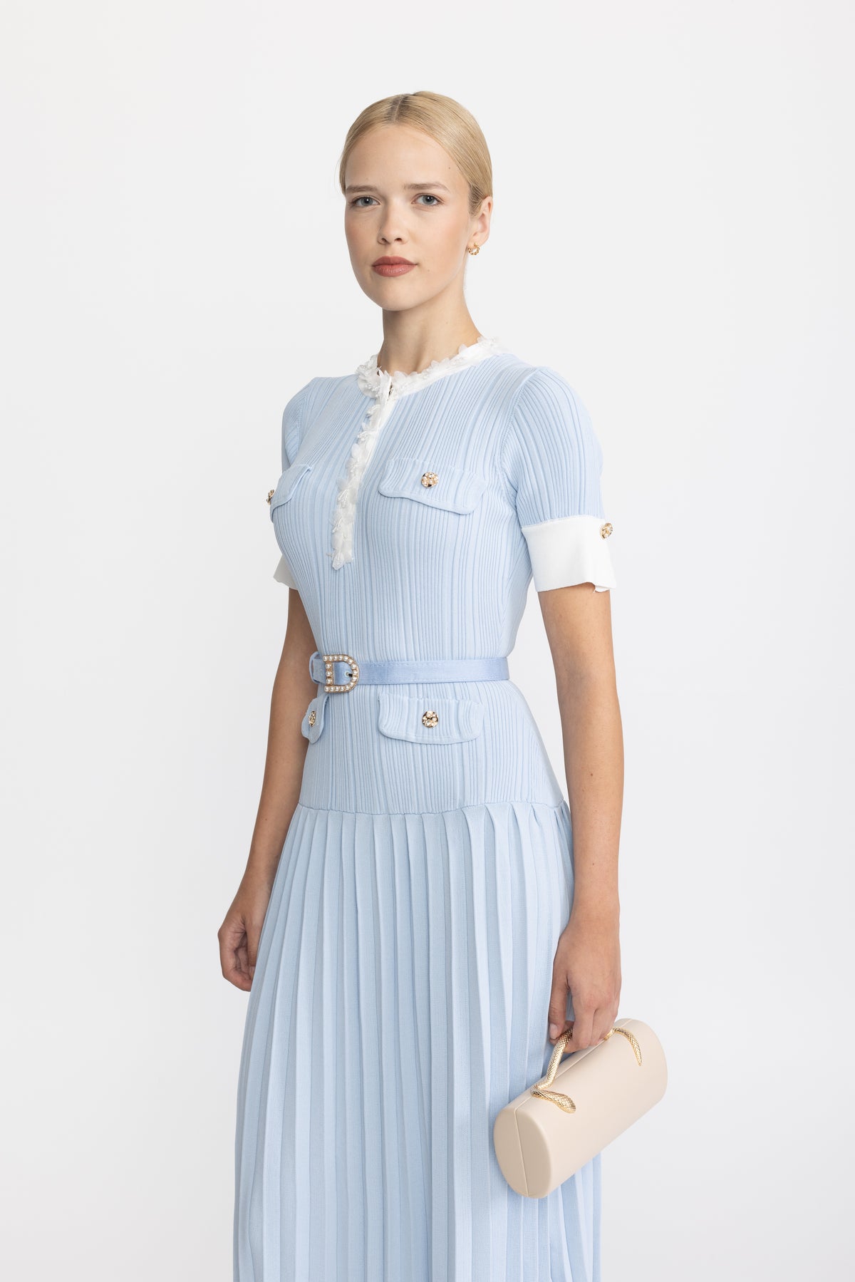 Robe midi en maille plissée à finitions volantées - bleu clair 