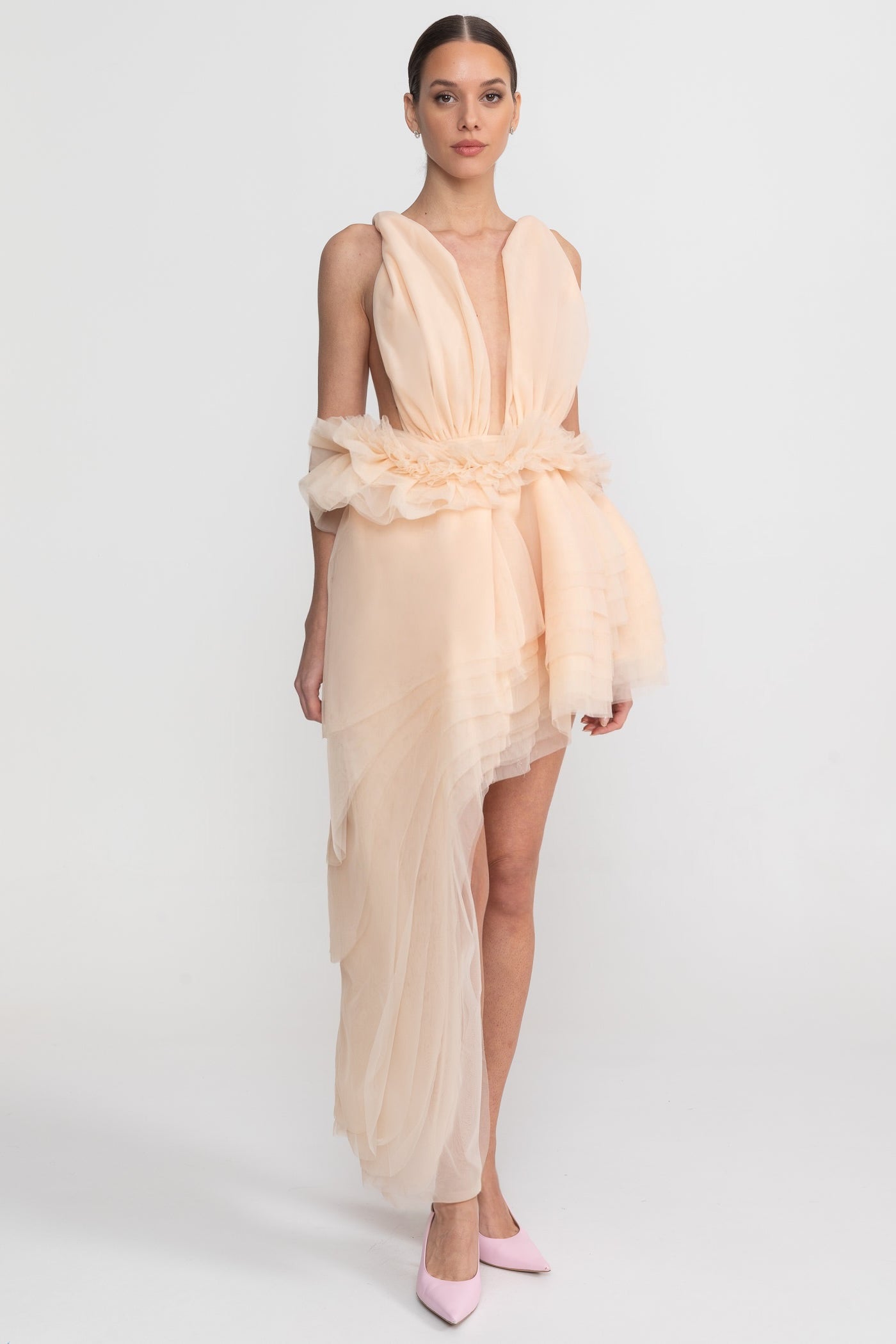 Robe Mini Sans Manches Décolletée Avec Traîne Asymétrique en Tulle - Champagne 