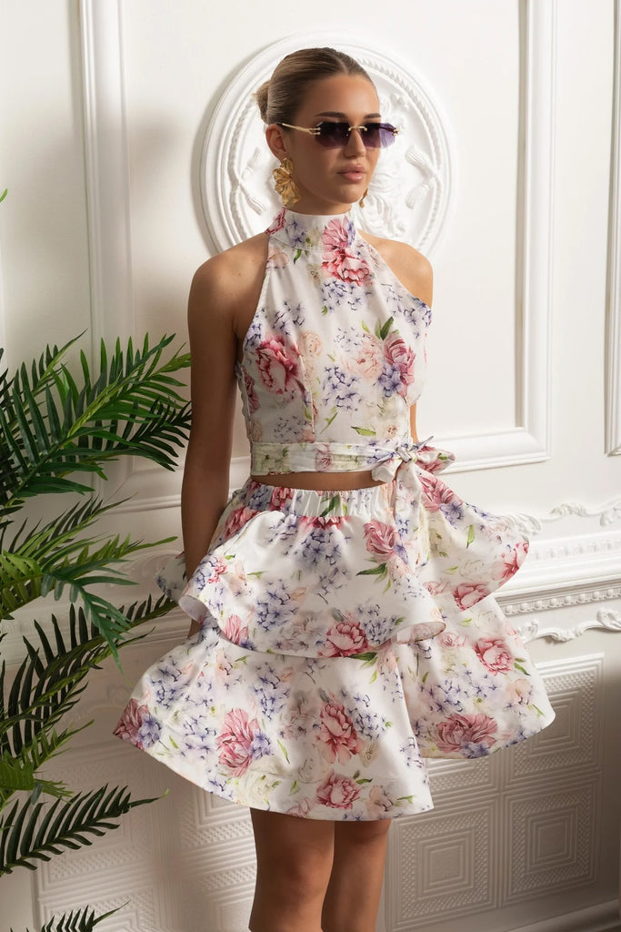 Ensemble crop top à col halter floral et mini-jupe à volants superposés - Blanc/Rose 