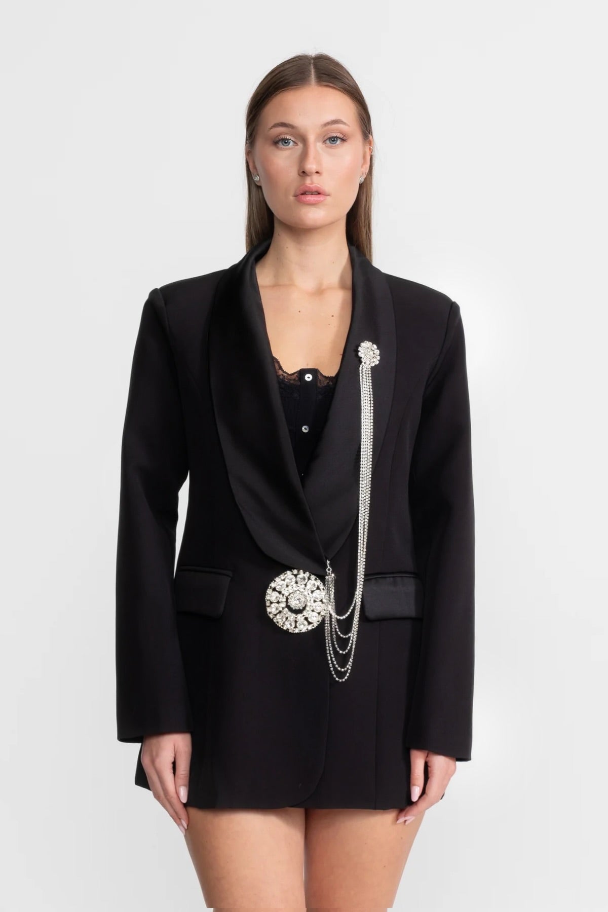 Crystal Brooch Blazer With Shawl Lapels – Black