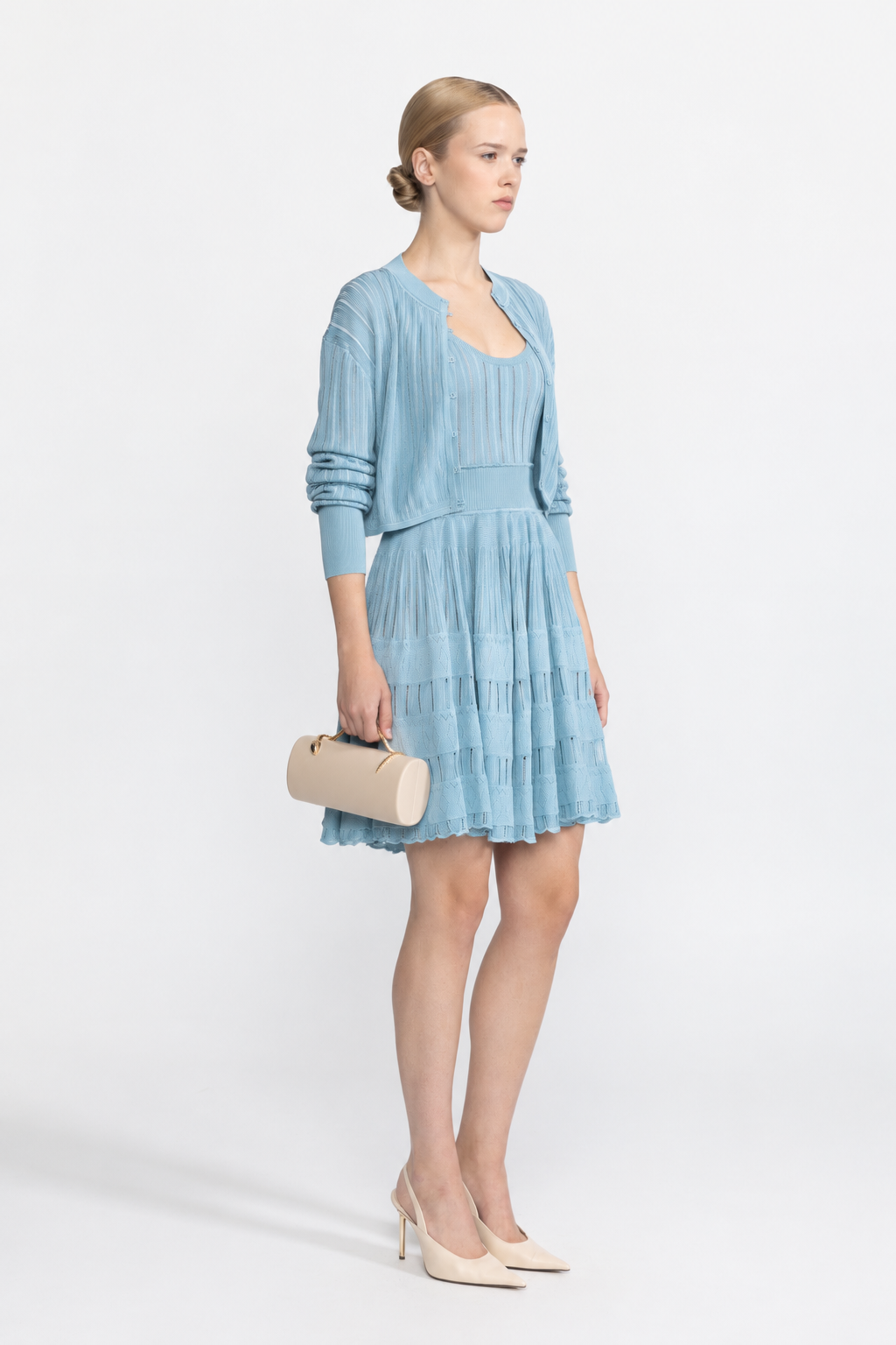 Ensemble cardigan cropped en maille pointelle côtelée et robe patineuse - bleu clair 