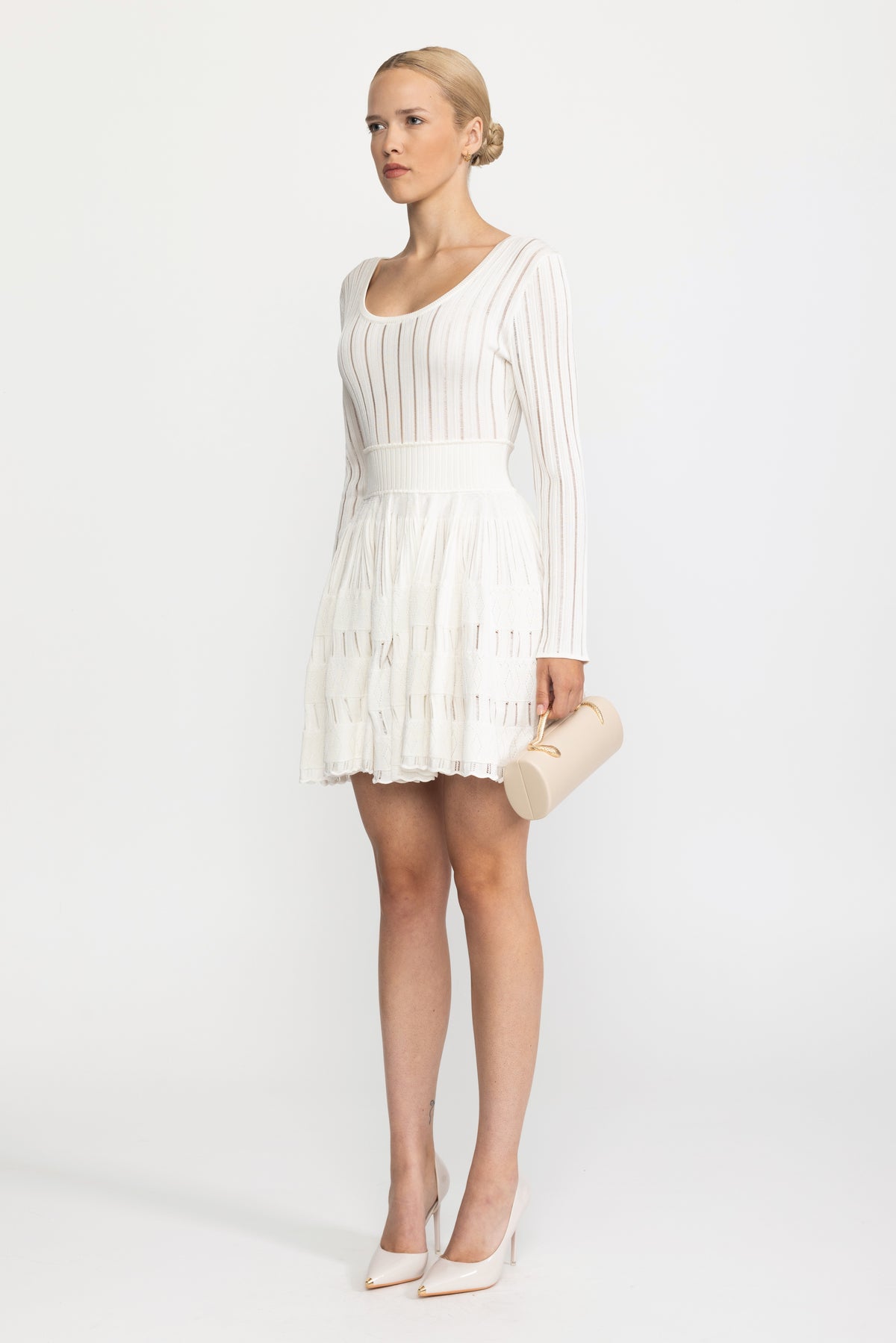 Robe mini patineuse à encolure dégagée en maille ladder - Blanc 