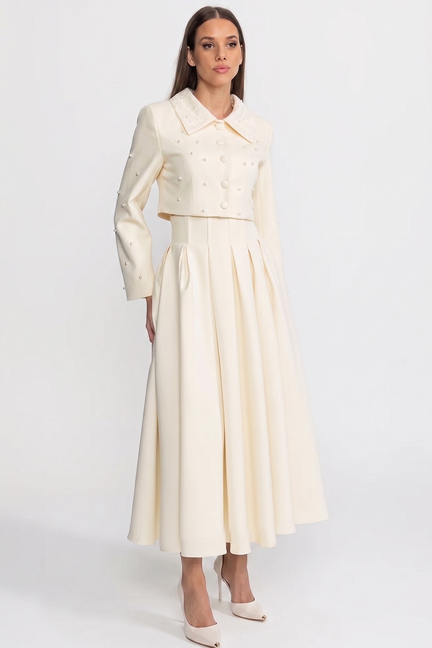 Ensemble coordonné orné de perles avec veste courte et jupe longue – Blanc 