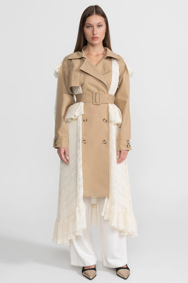 Trench-coat long avec panneaux en dentelle et taille ceinturée – Beige 