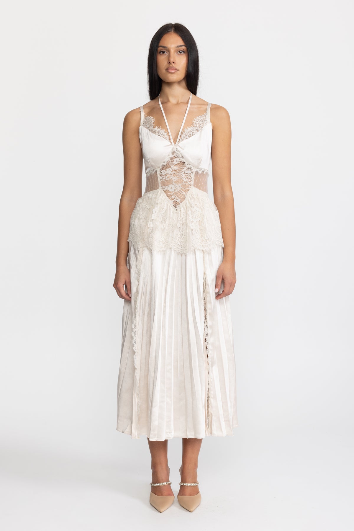 Robe midi plissée en satin à col halter et empiècement en dentelle - Ivoire 